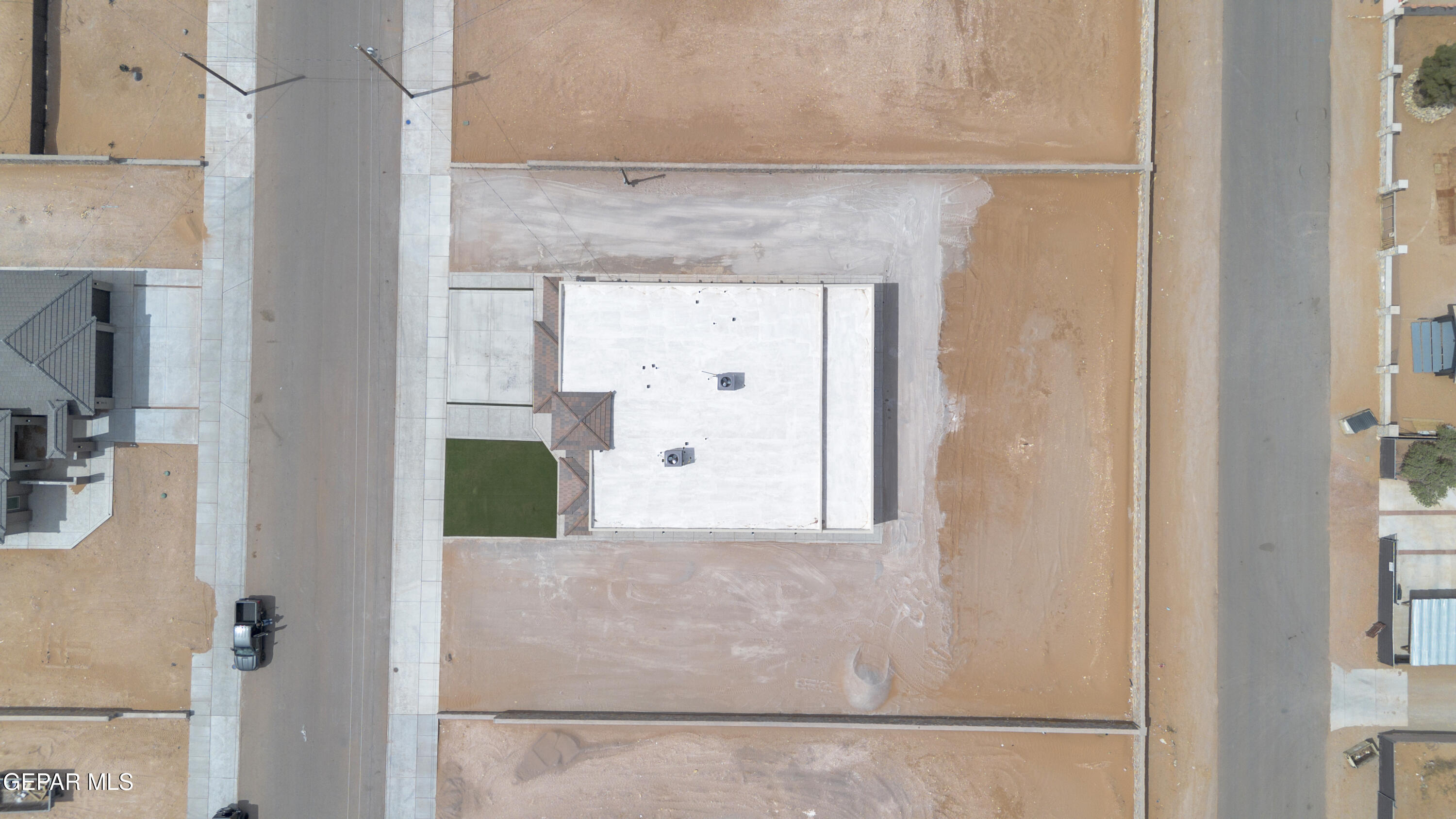 15011 Hinojos Avenue