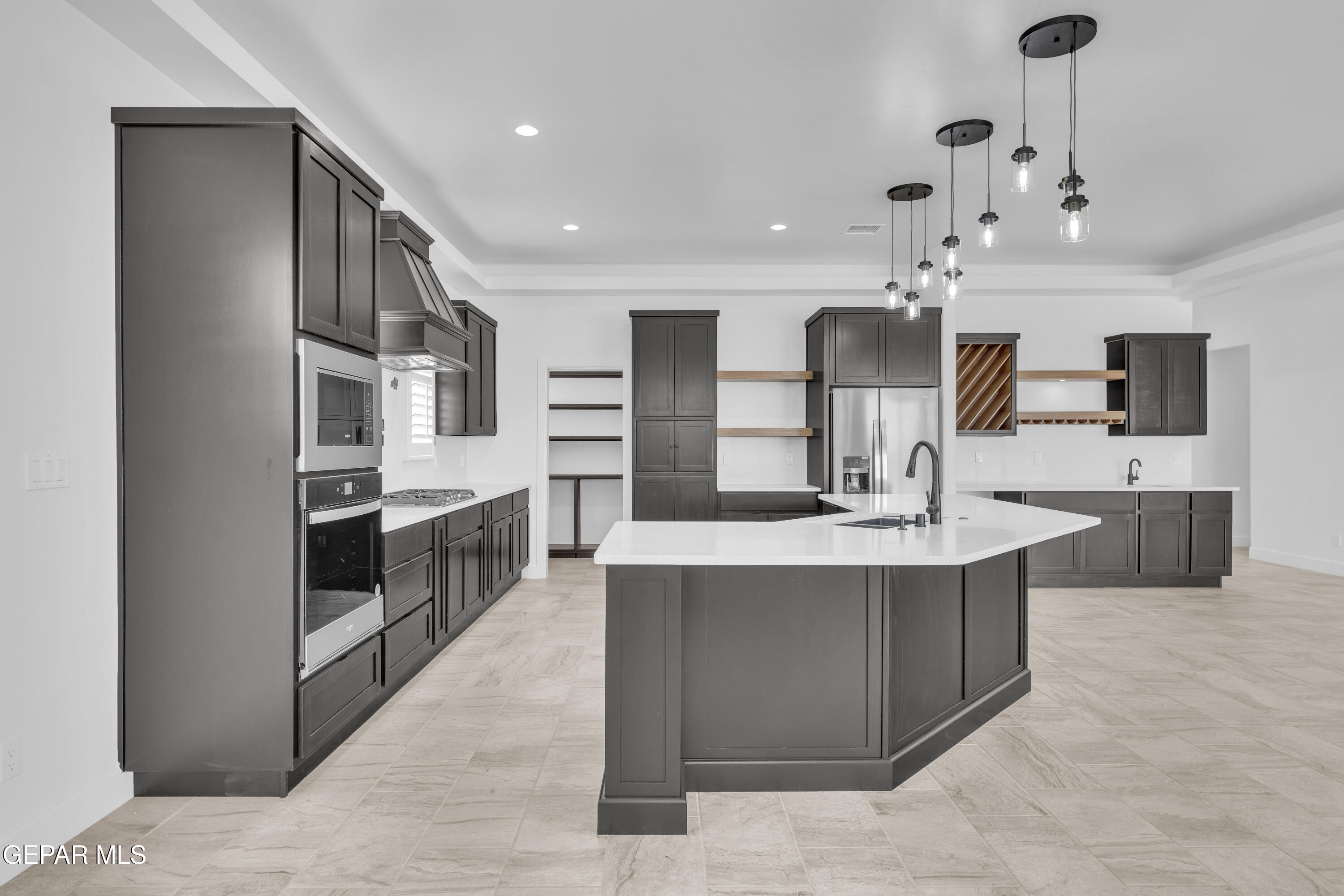 15011 Hinojos Avenue