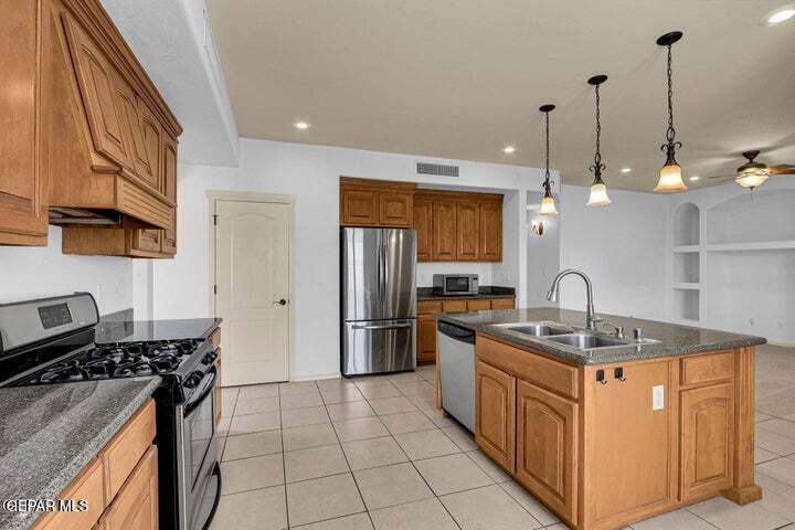 1640 Playa Del Sol Street
