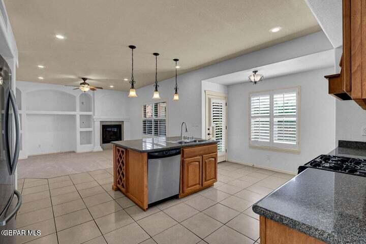 1640 Playa Del Sol Street