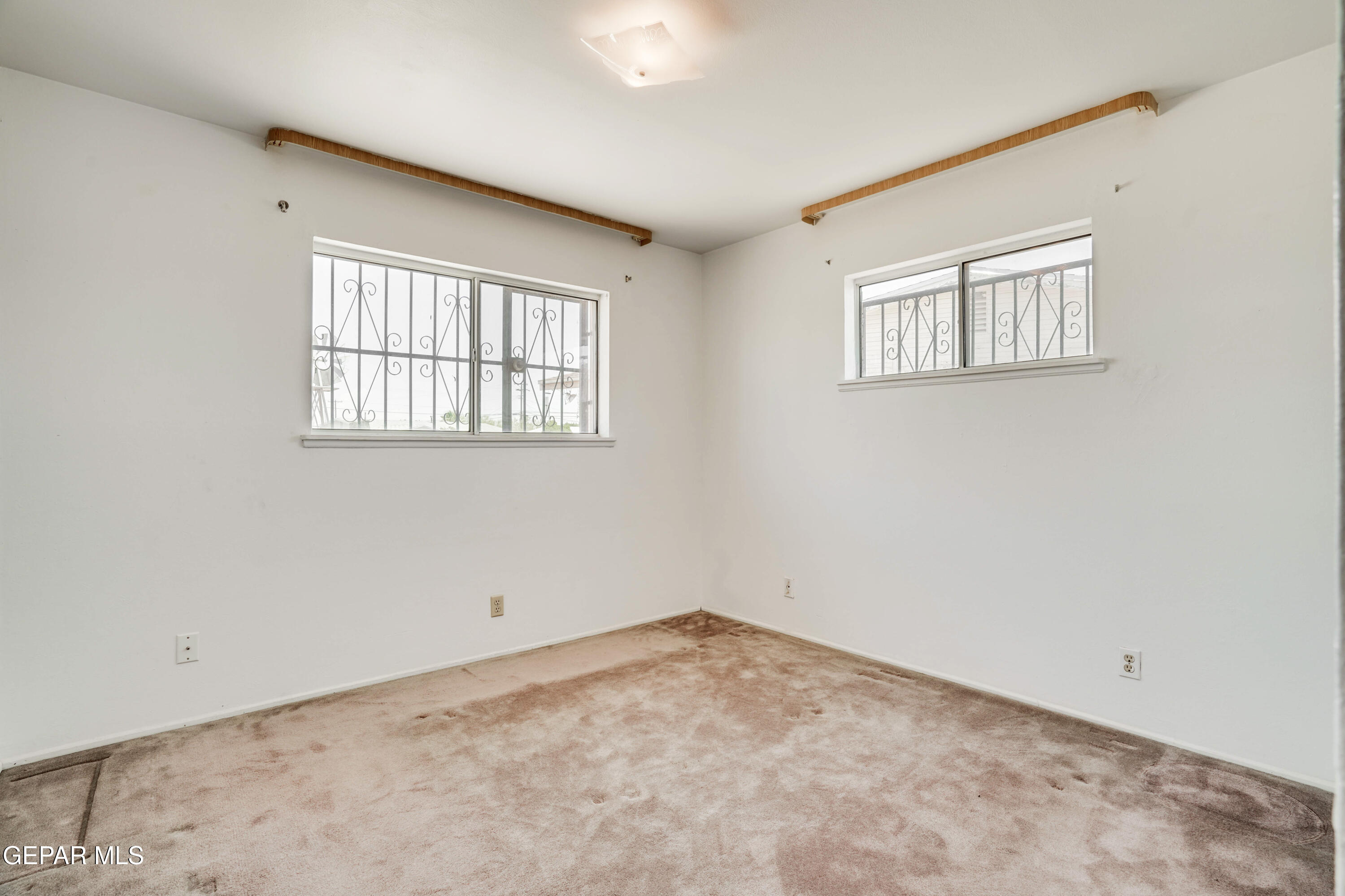 10317 Wilshire Drive