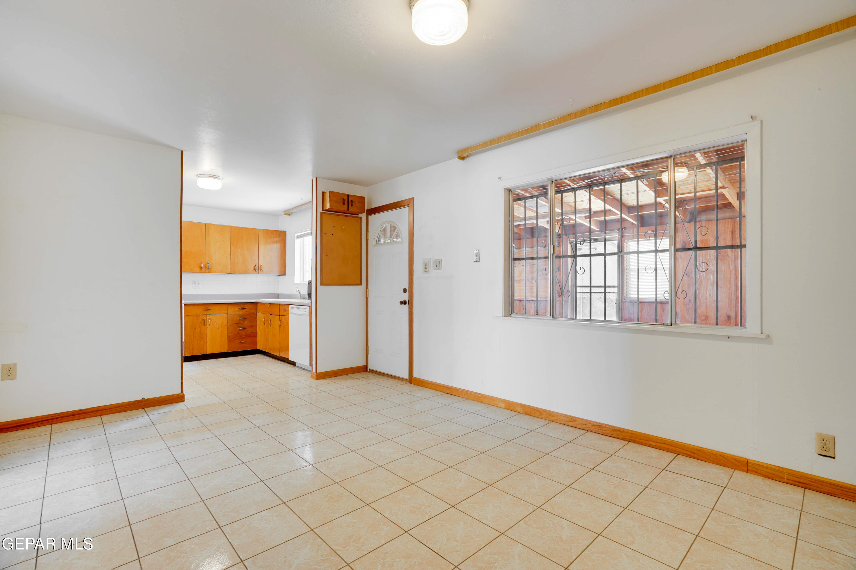 10317 Wilshire Drive