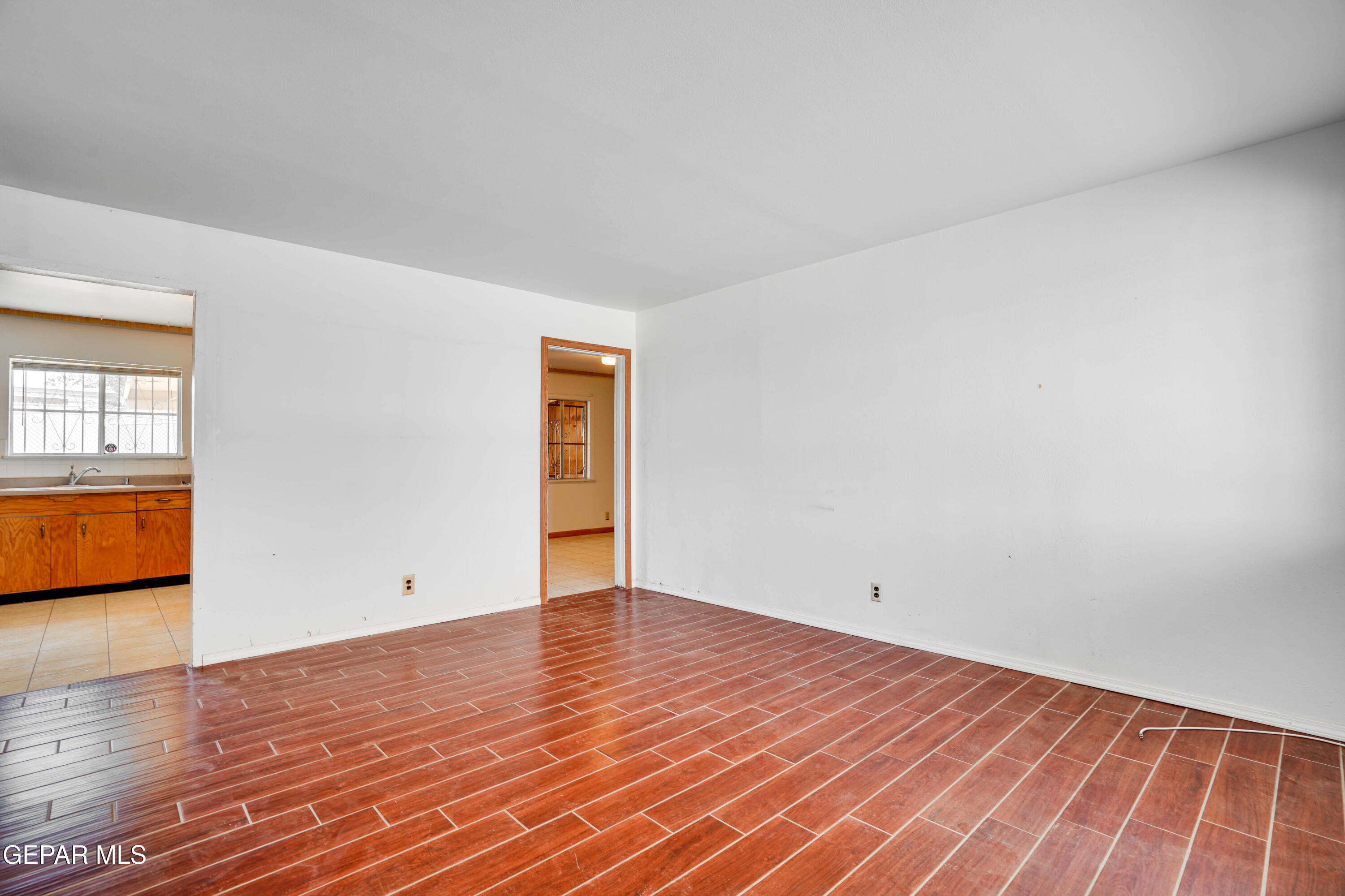 10317 Wilshire Drive