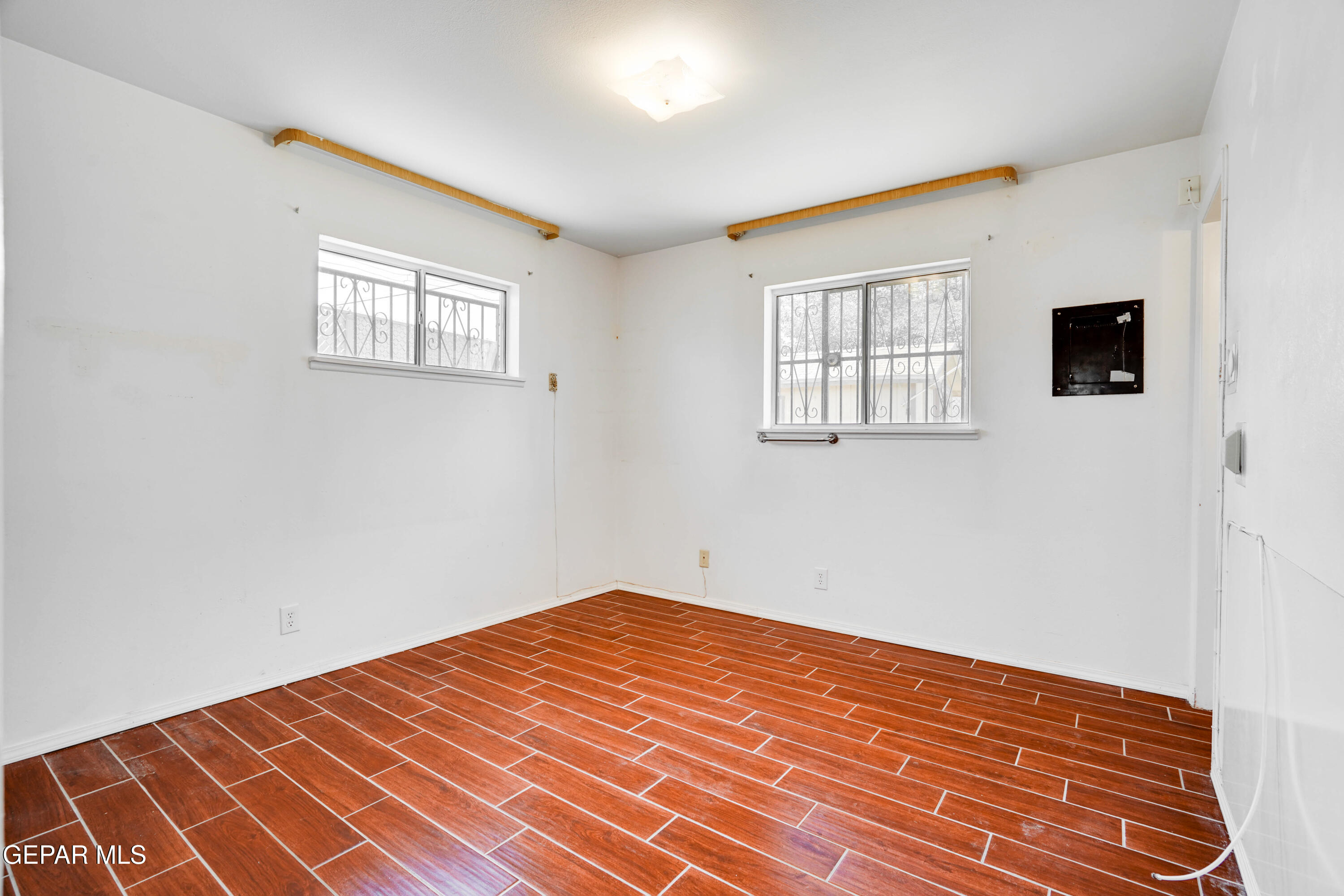 10317 Wilshire Drive