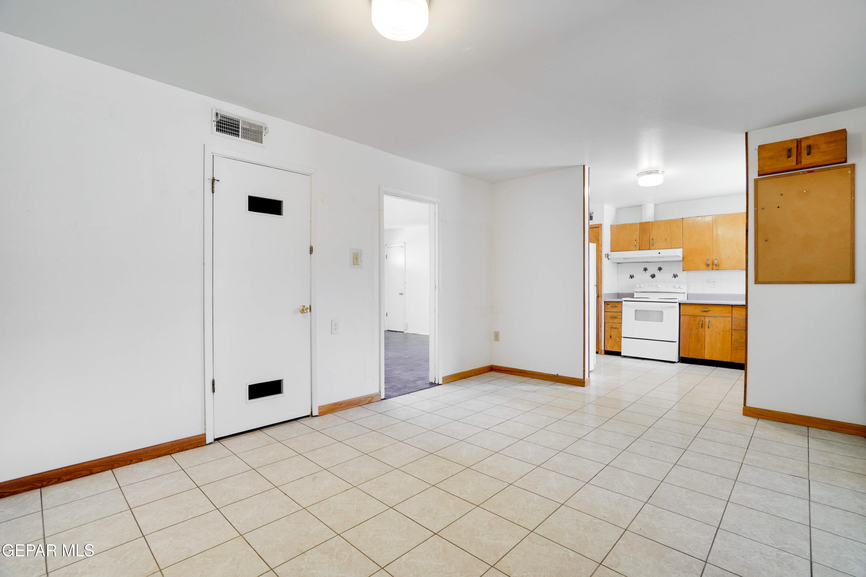 10317 Wilshire Drive