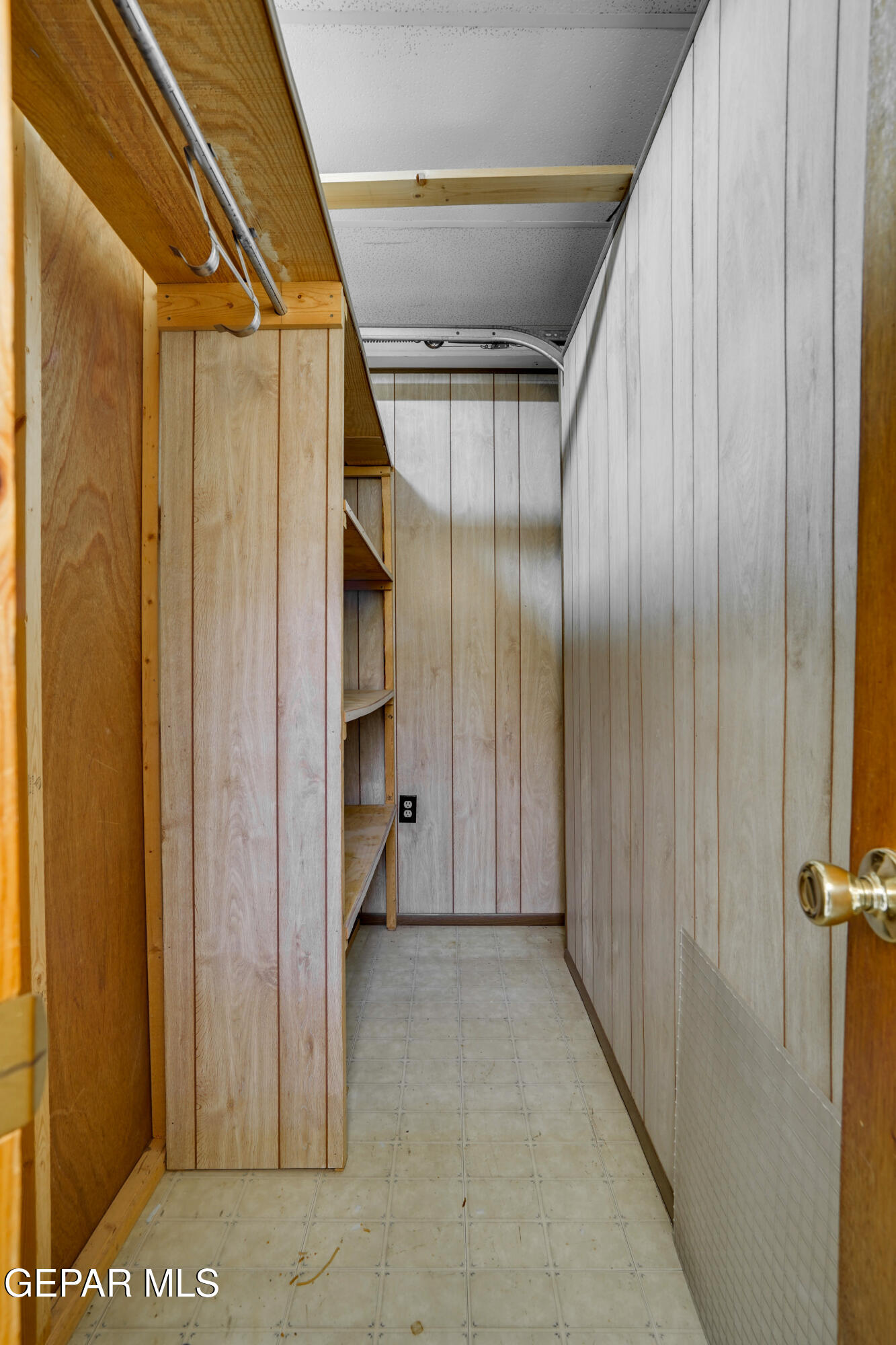 10317 Wilshire Drive