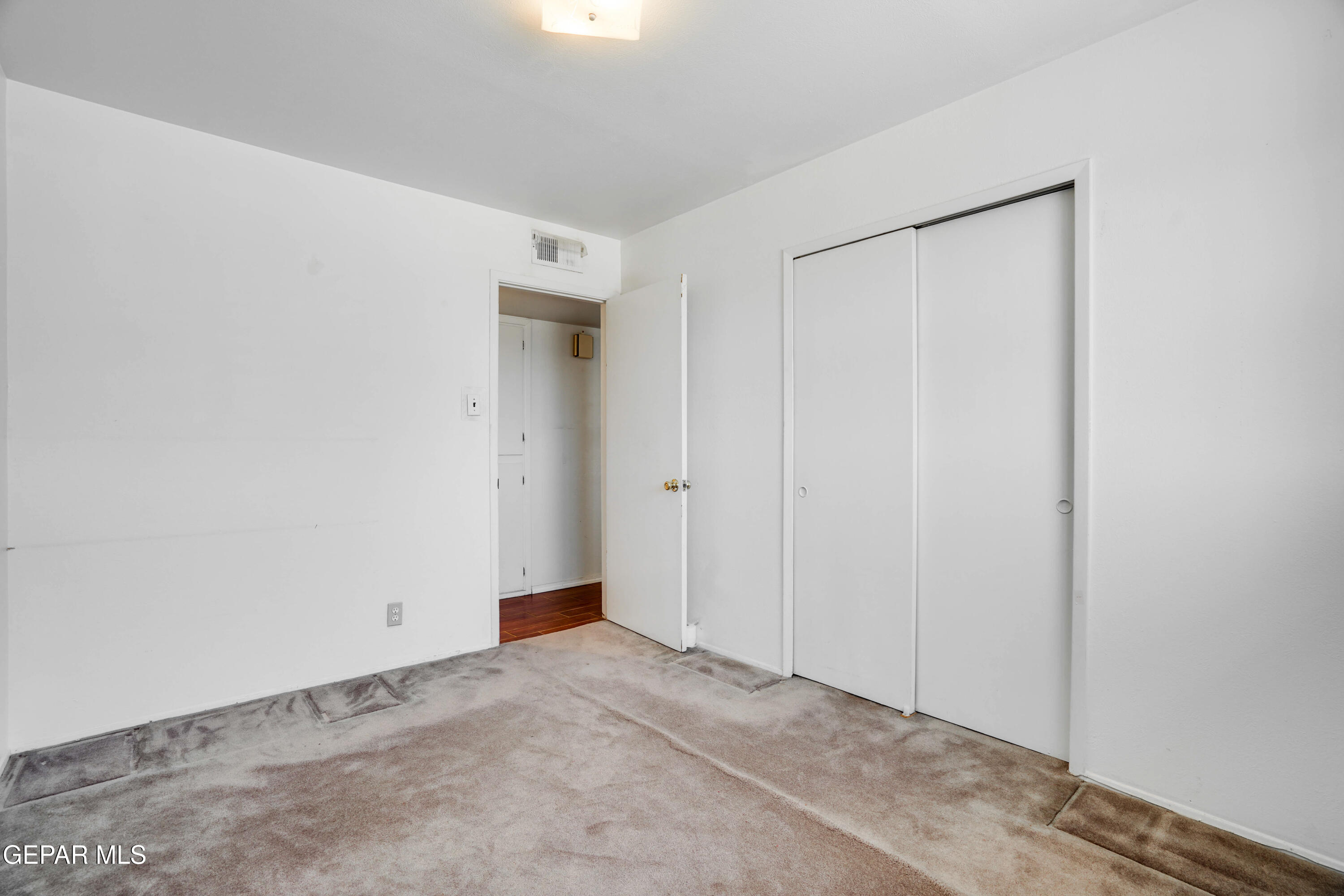 10317 Wilshire Drive