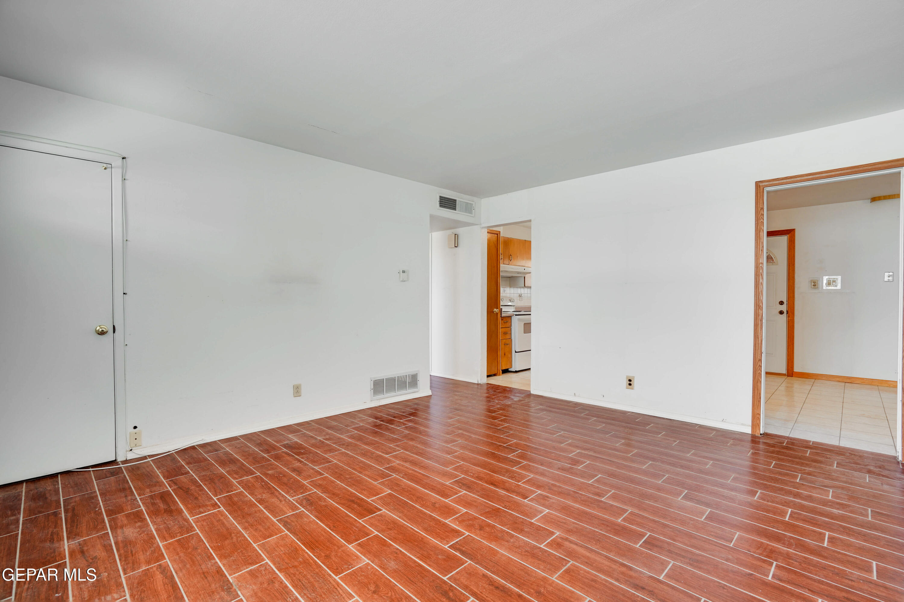 10317 Wilshire Drive