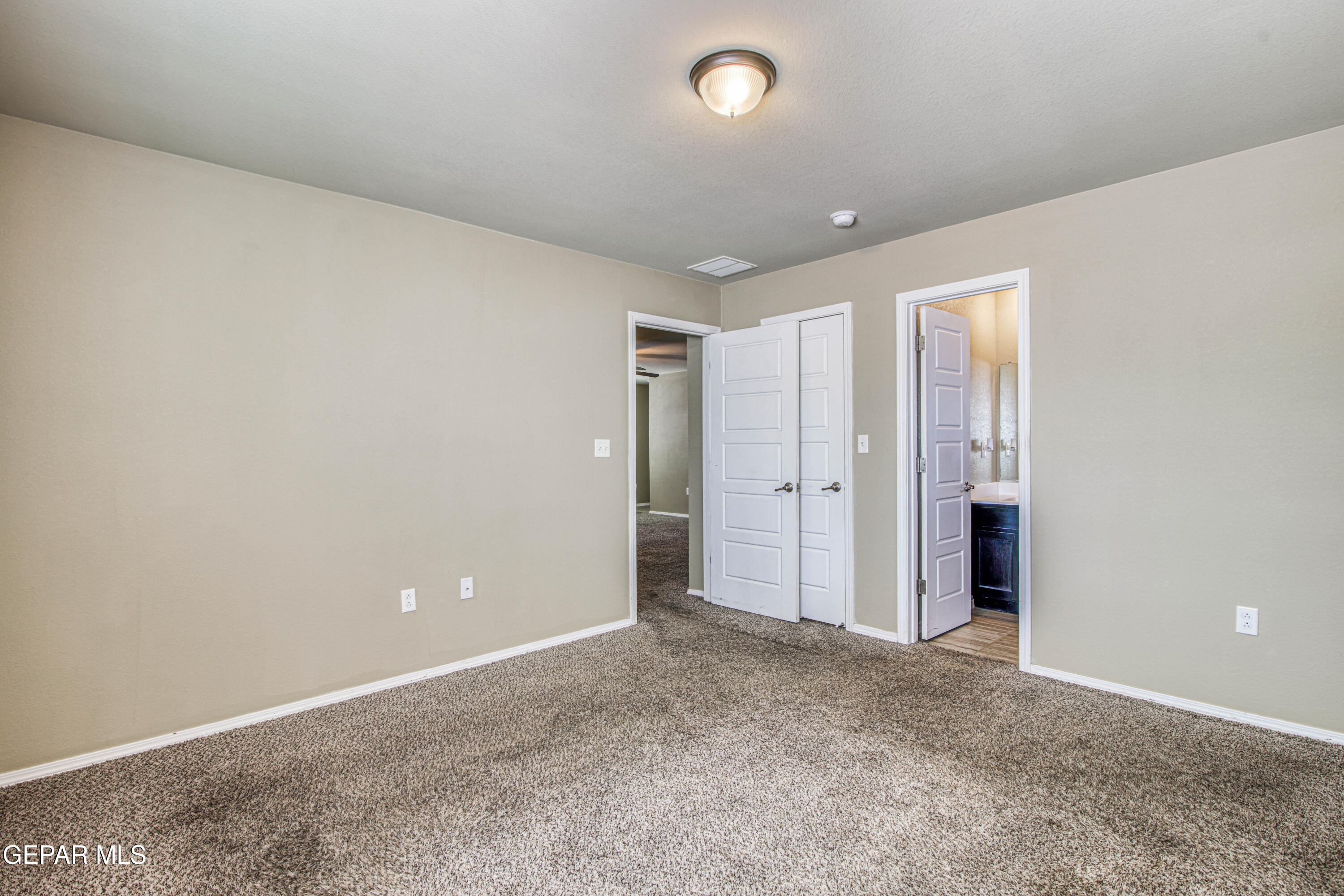 11531 Flor Gloriosa Drive