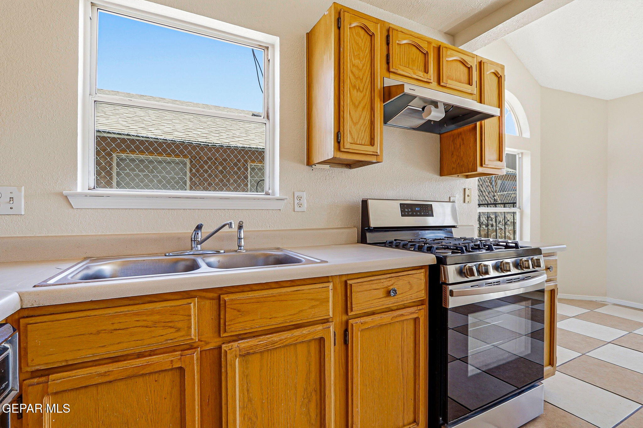 3432 CHICKASAW Drive