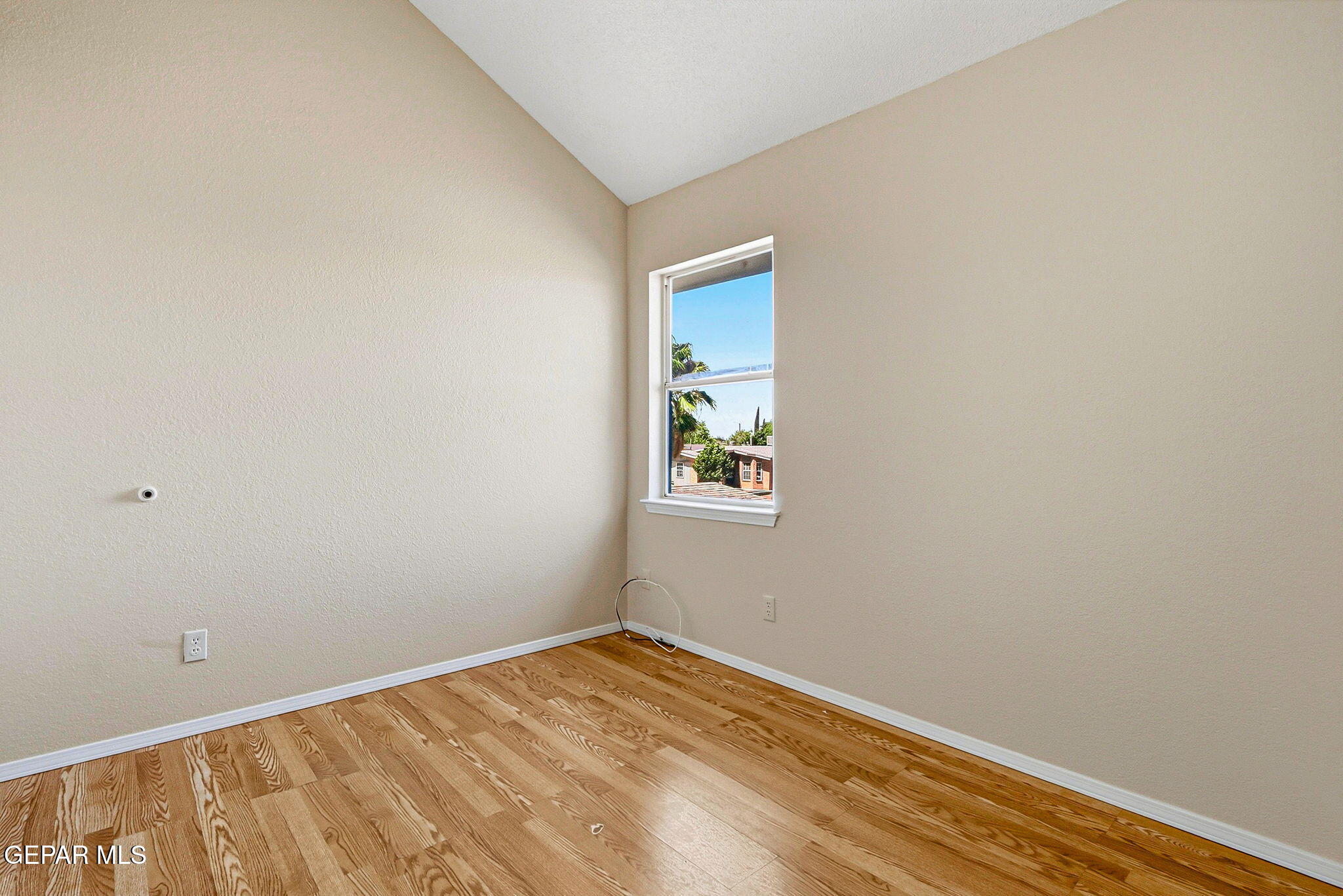3432 CHICKASAW Drive