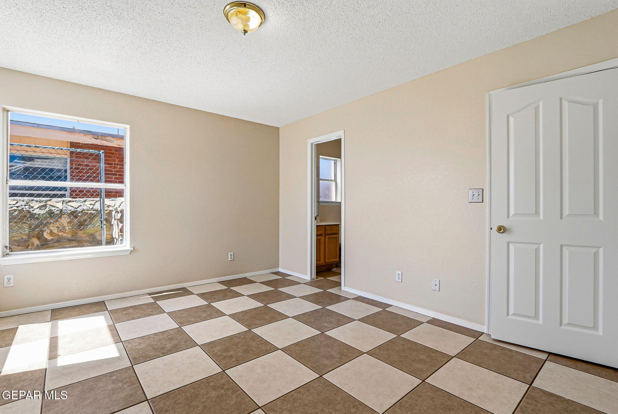 3432 CHICKASAW Drive