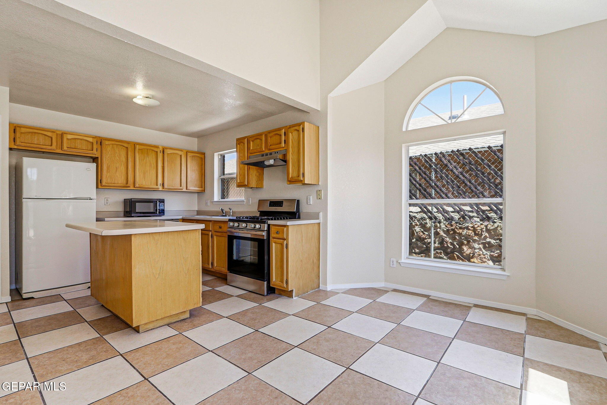 3432 CHICKASAW Drive