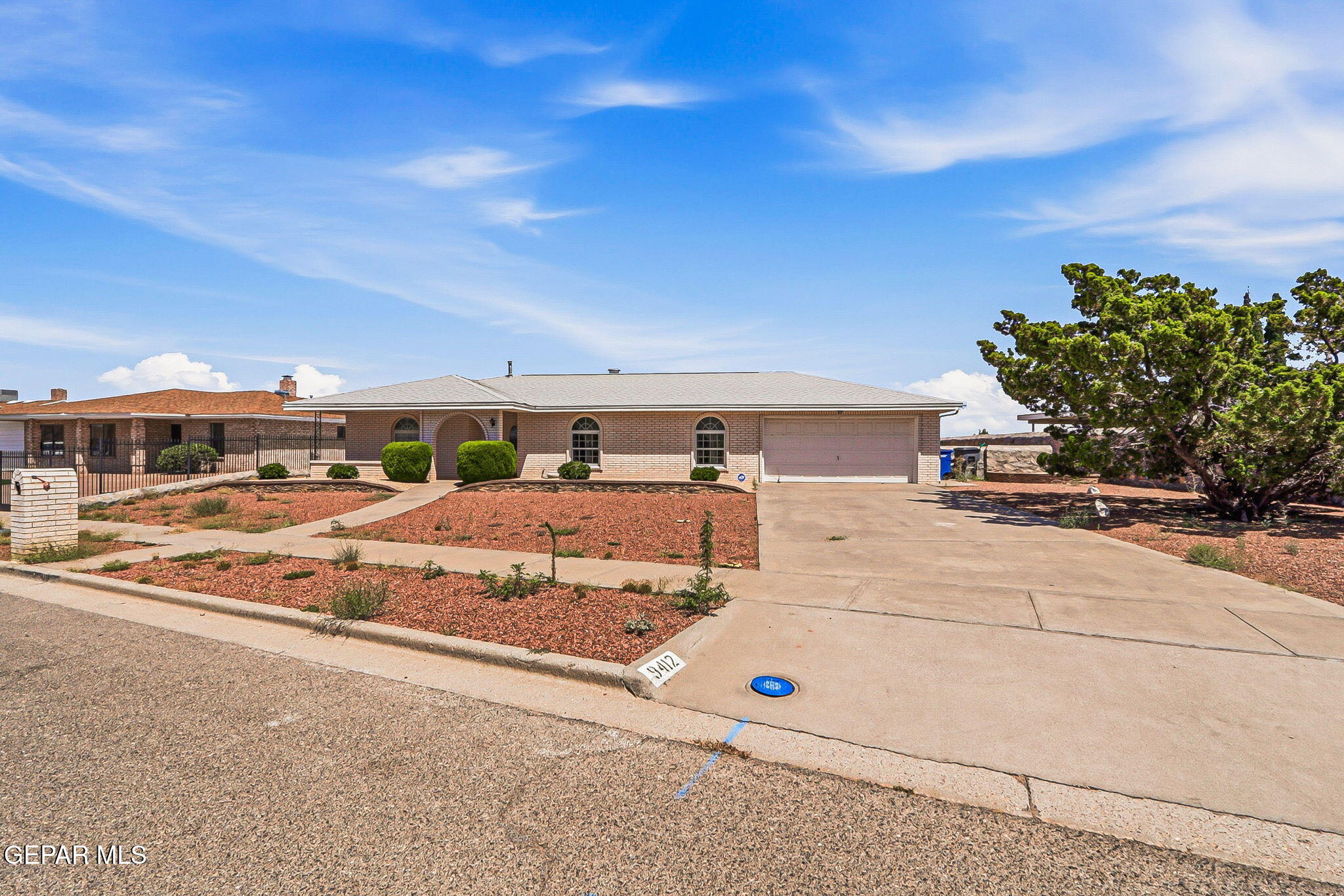9412 E B TAULBEE Drive