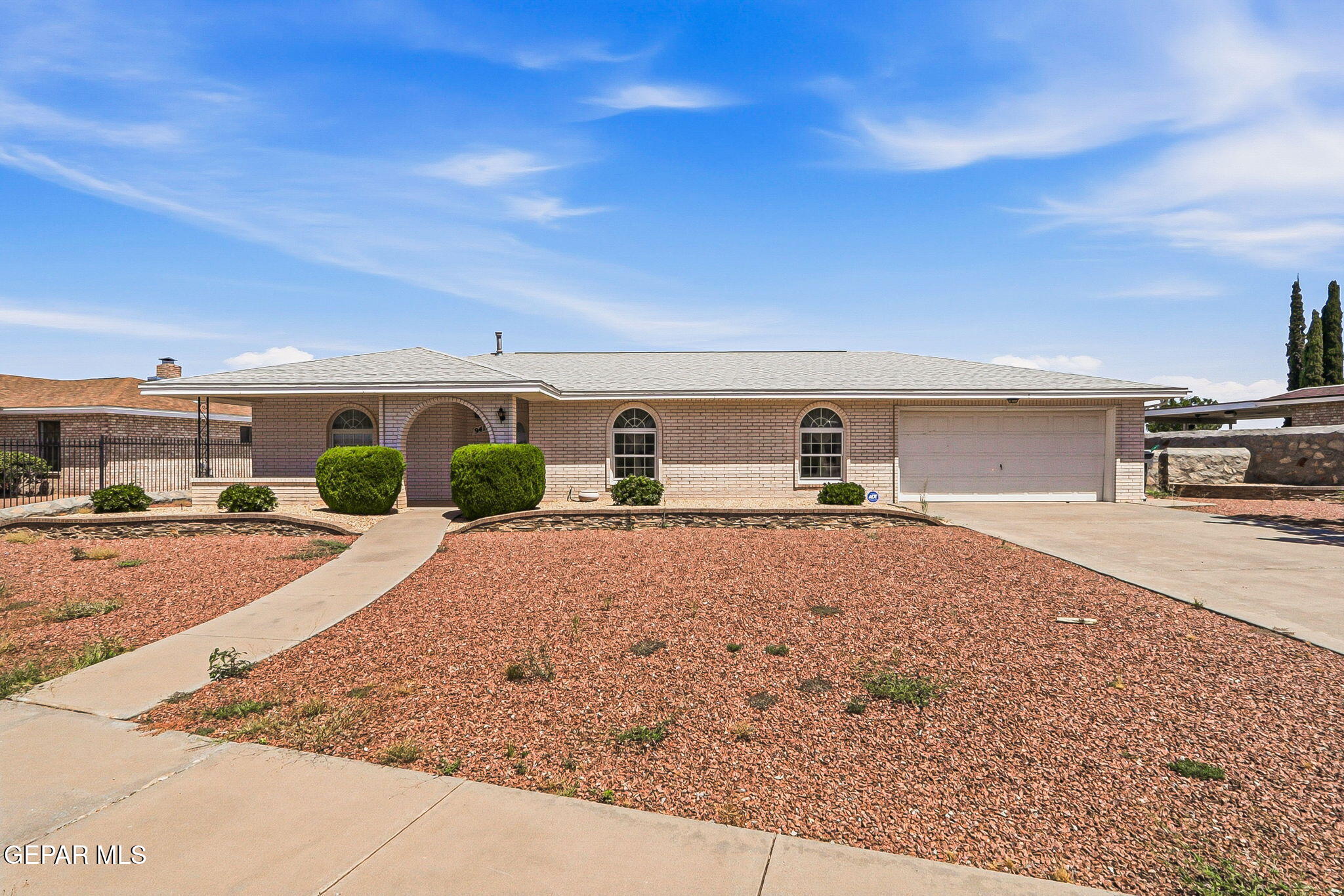 9412 E B TAULBEE Drive
