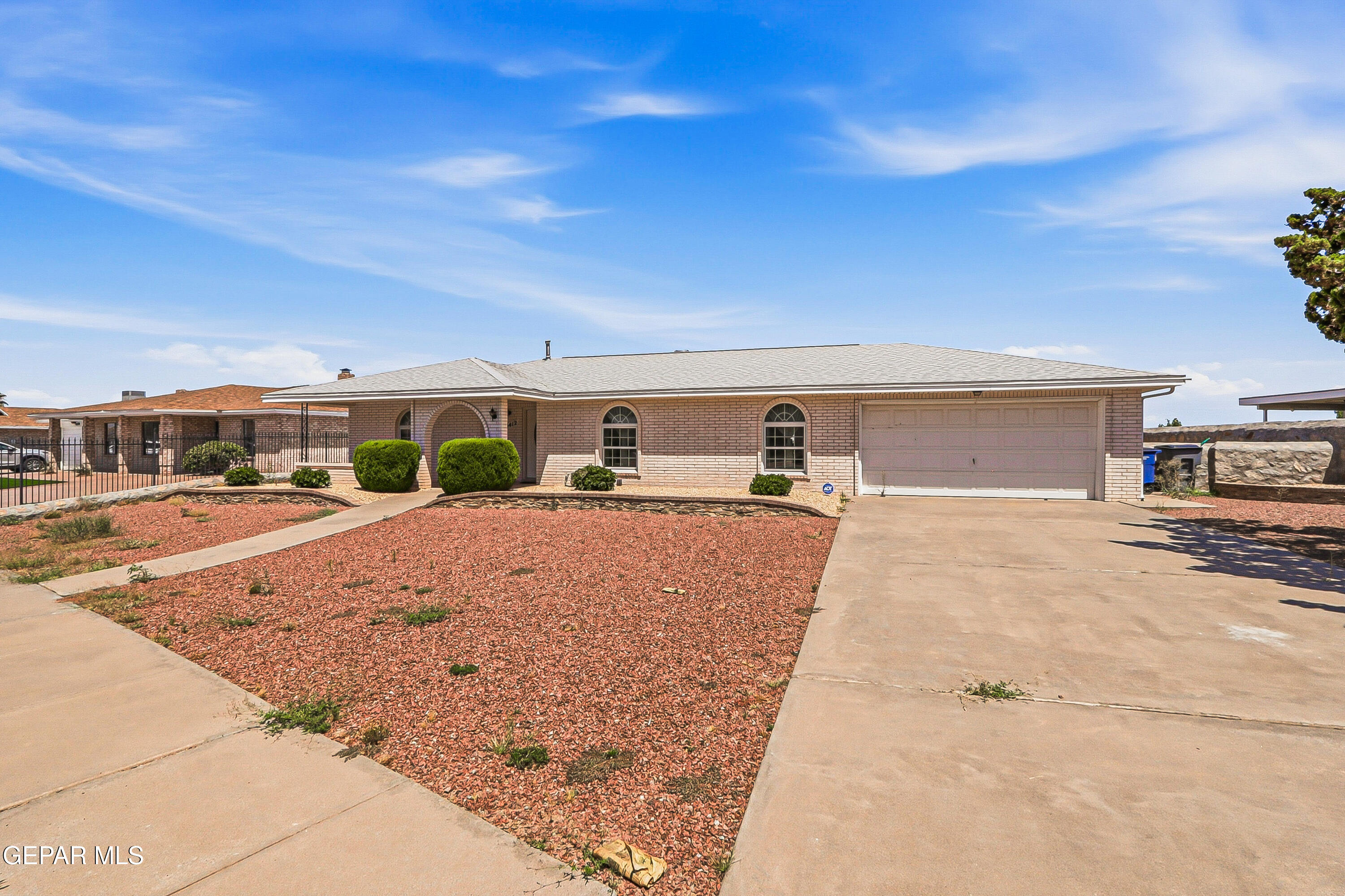 9412 E B TAULBEE Drive