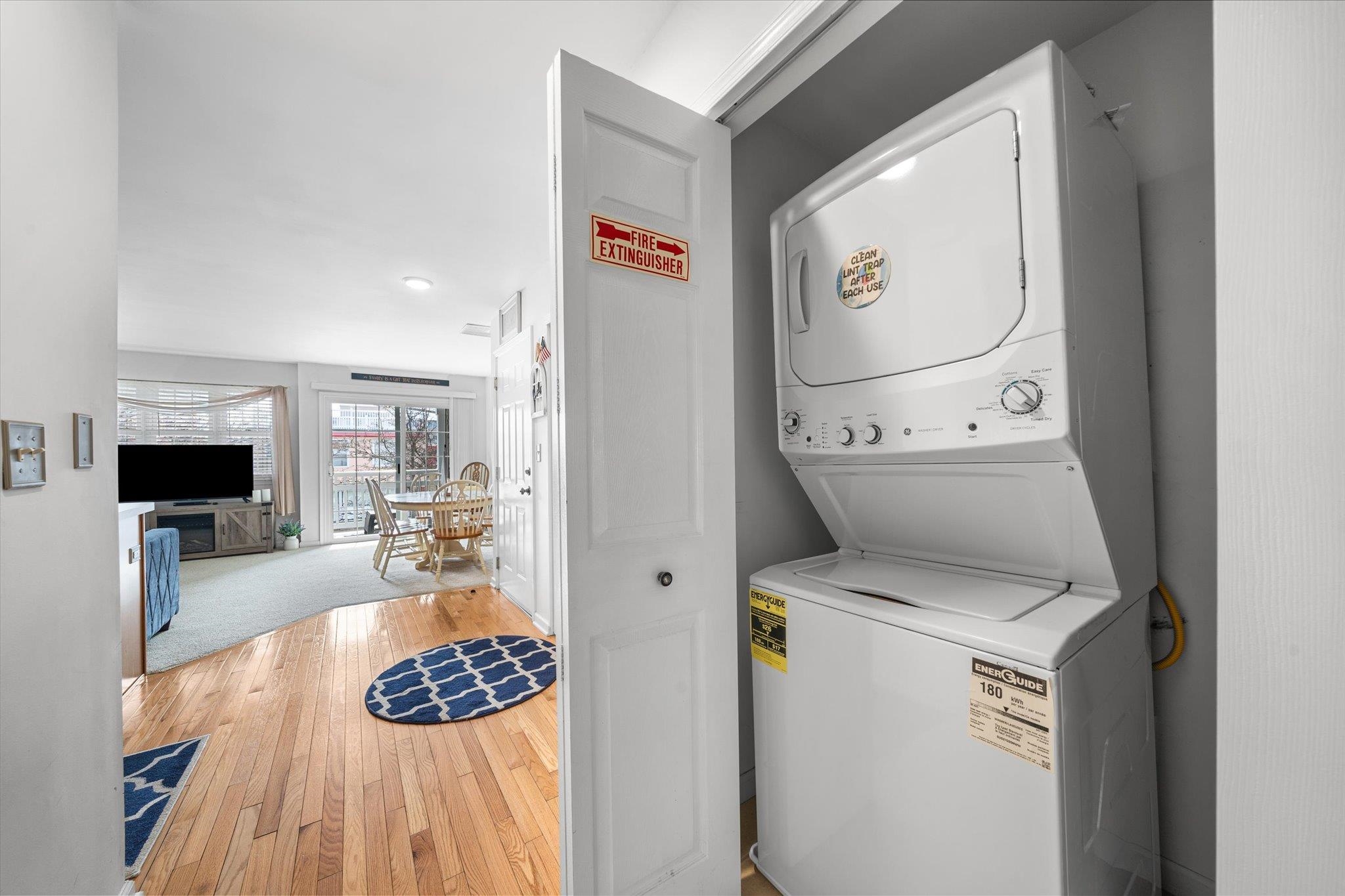 4712 Atlantic Avenue Unit: 104
