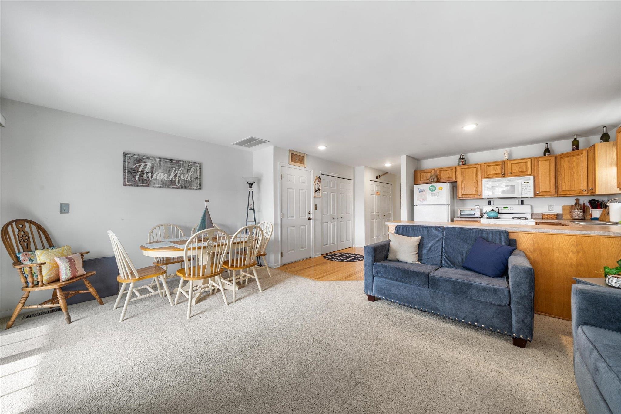 4712 Atlantic Avenue Unit: 104