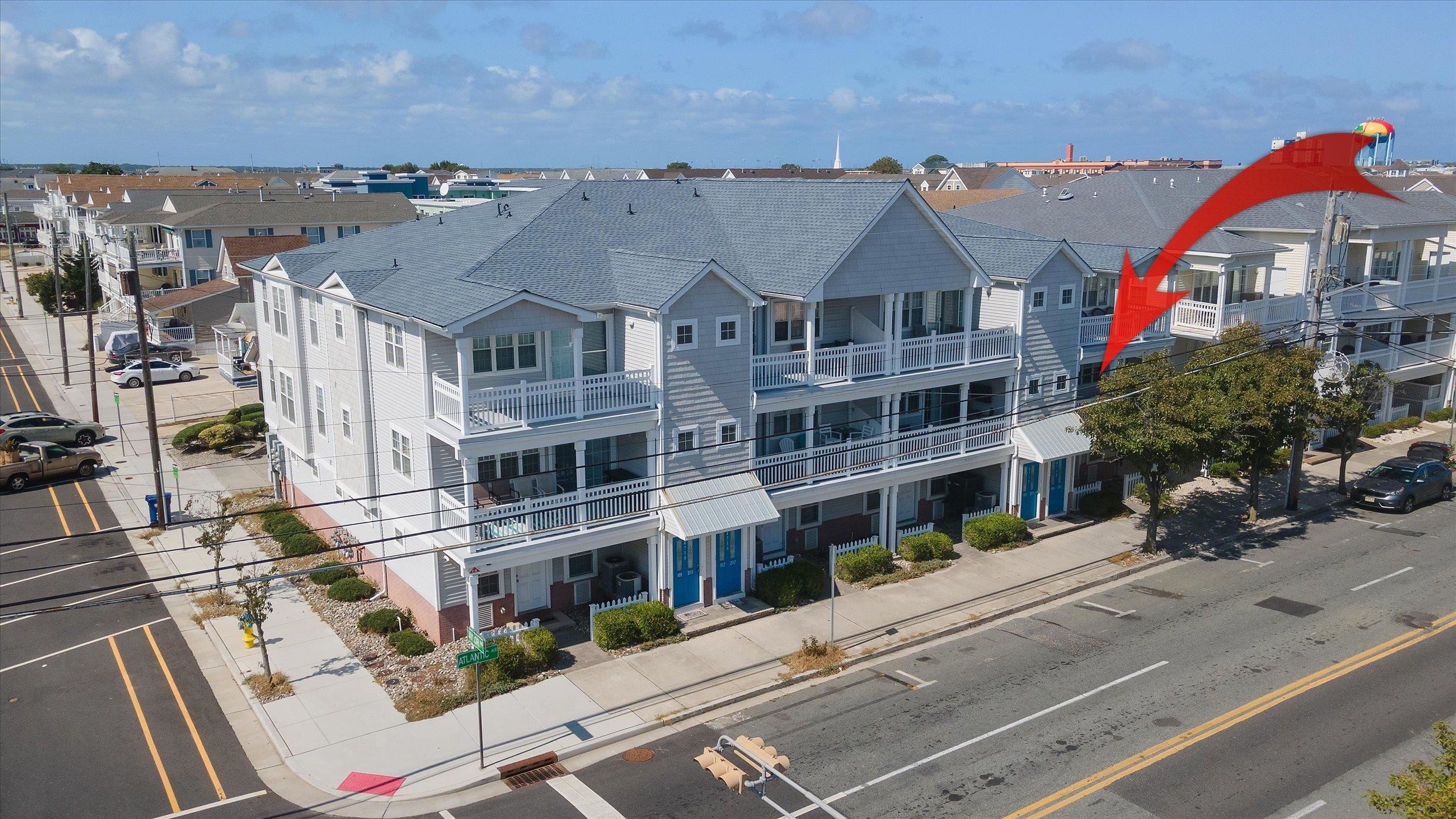 4712 Atlantic Avenue Unit: 104