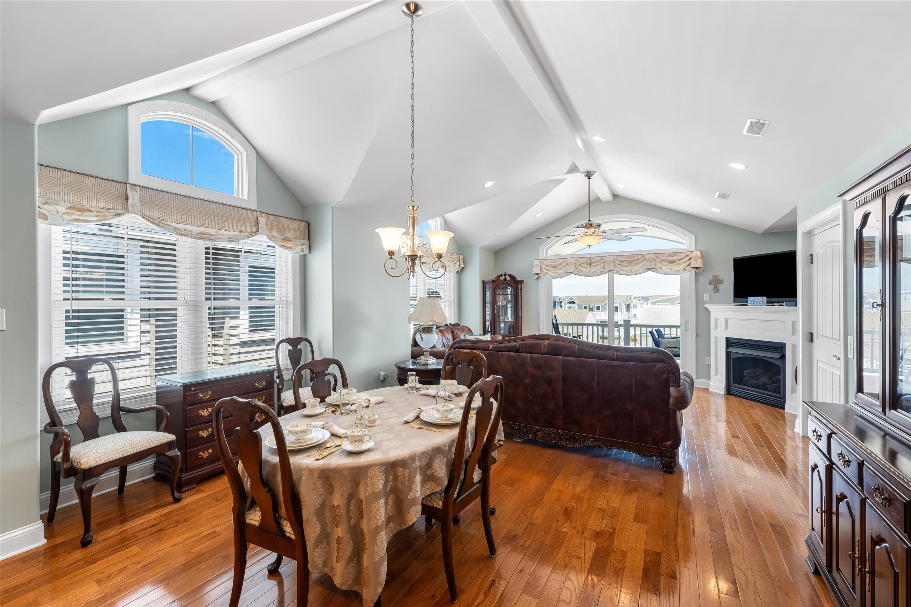 214 57th Street Unit: West