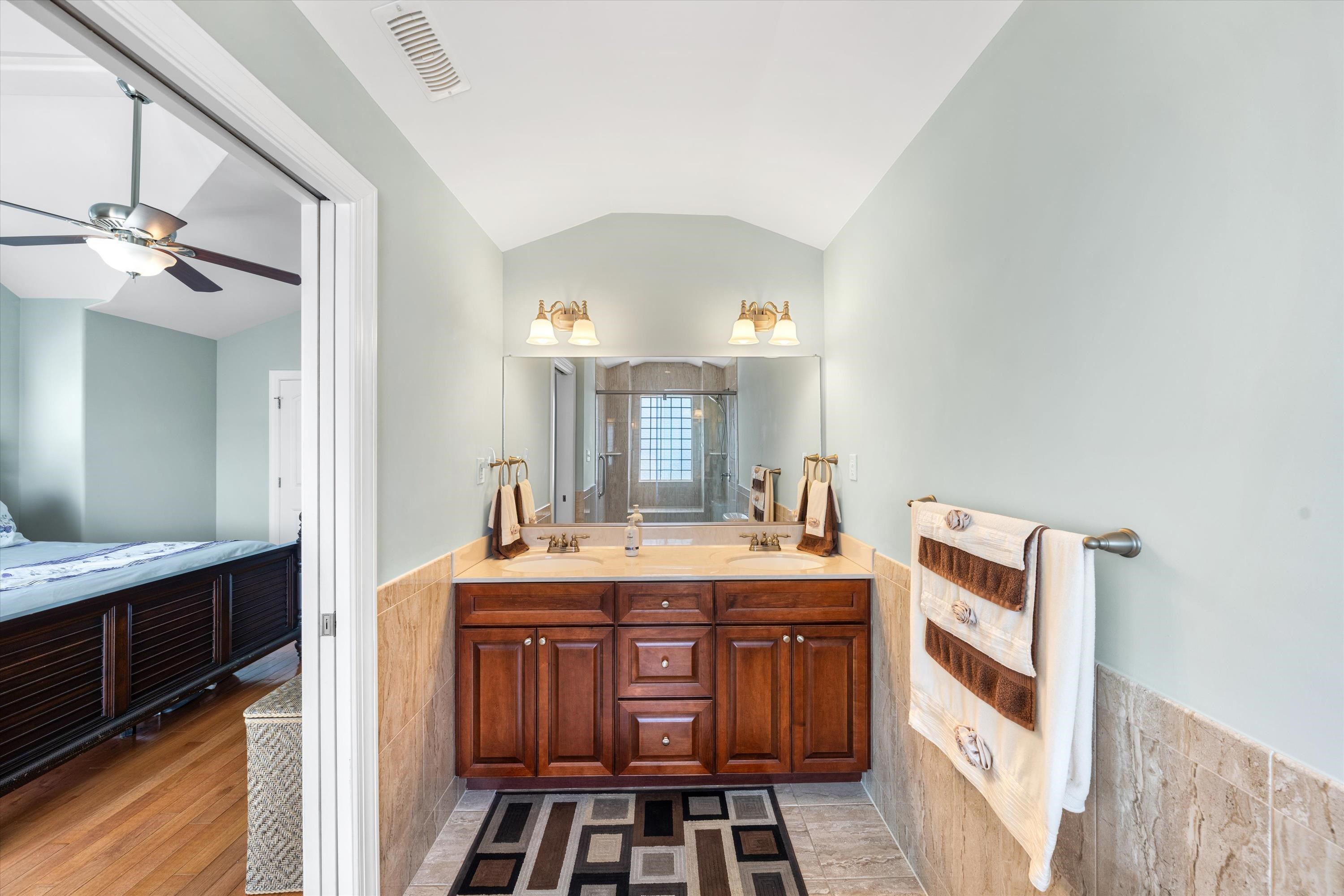 214 57th Street Unit: West