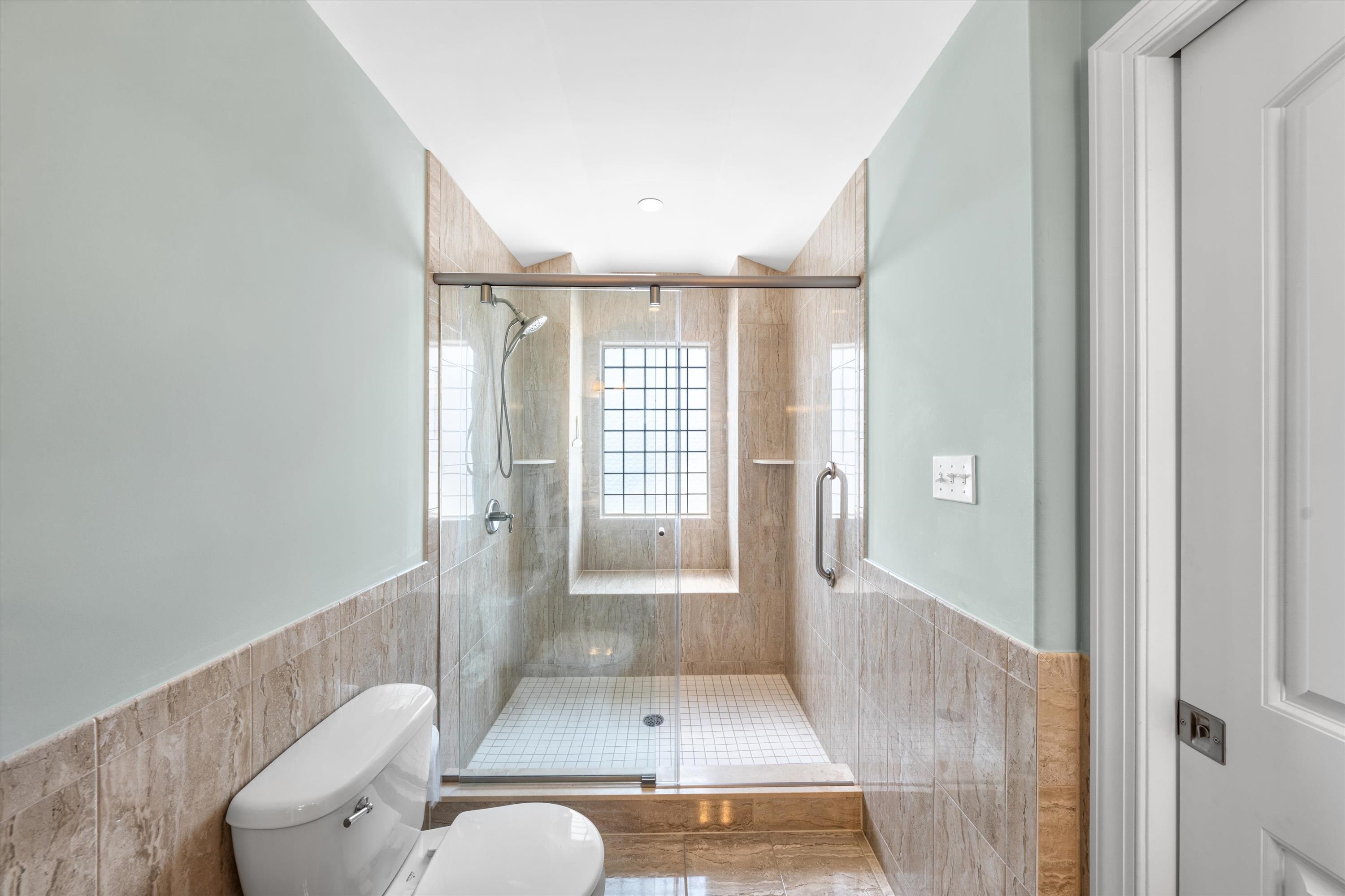 214 57th Street Unit: West