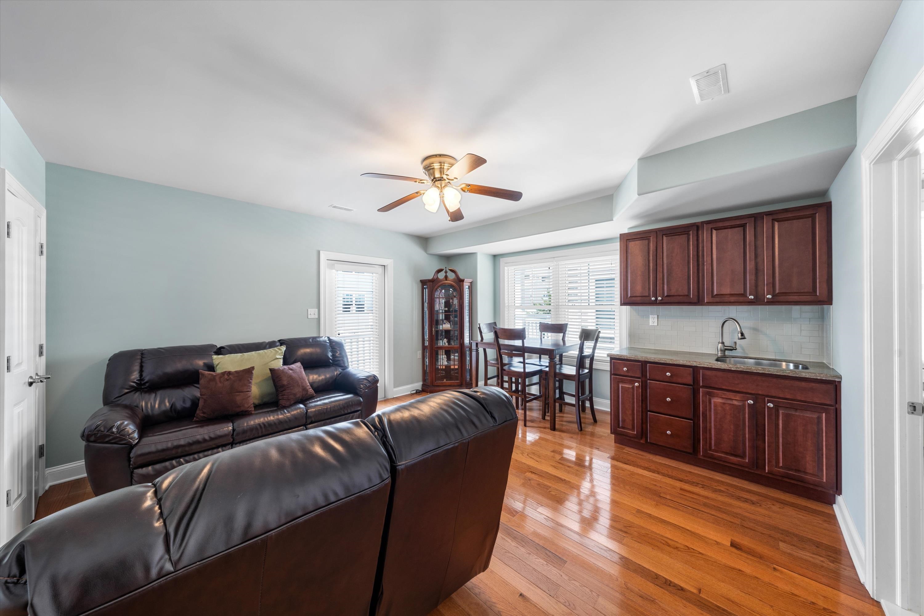 214 57th Street Unit: West