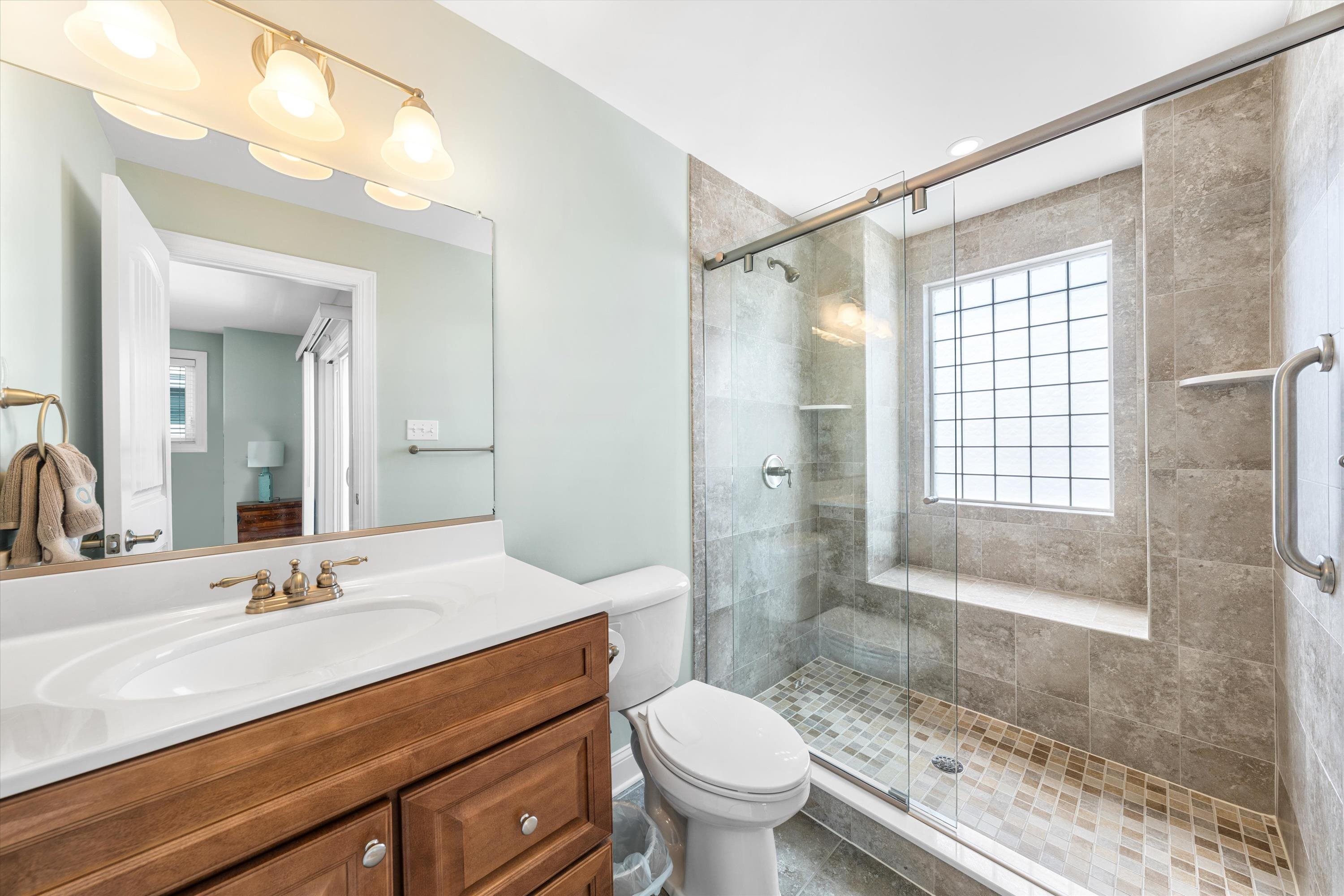 214 57th Street Unit: West