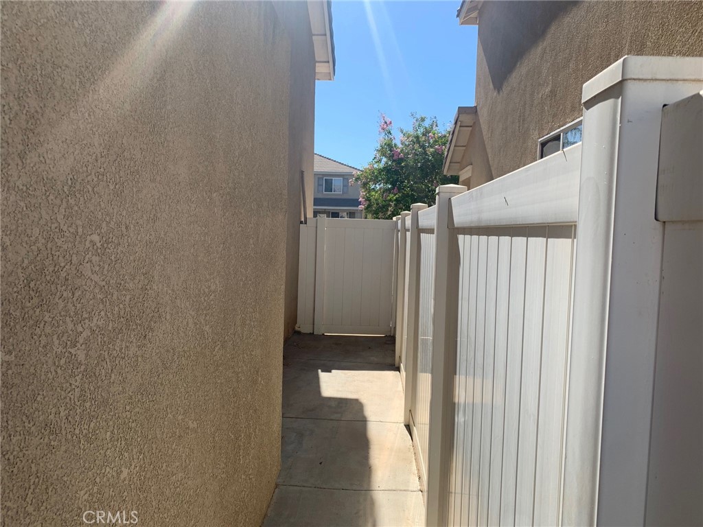 569 Corte San Marino