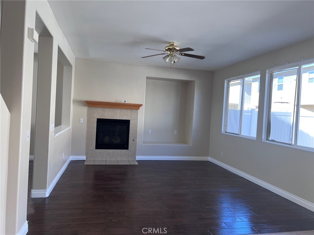 569 Corte San Marino