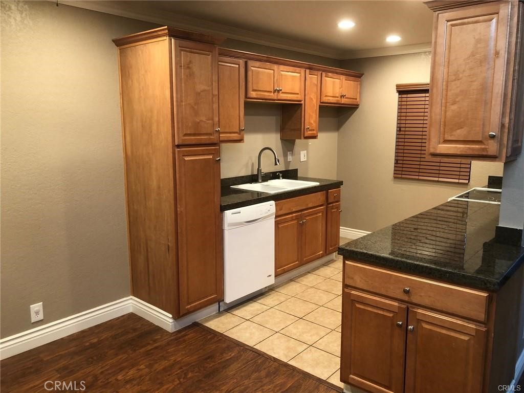 32221 Alipaz Street 202