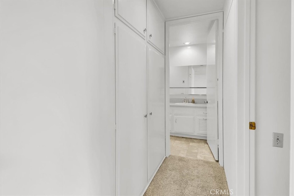 2189 Via Mariposa East B