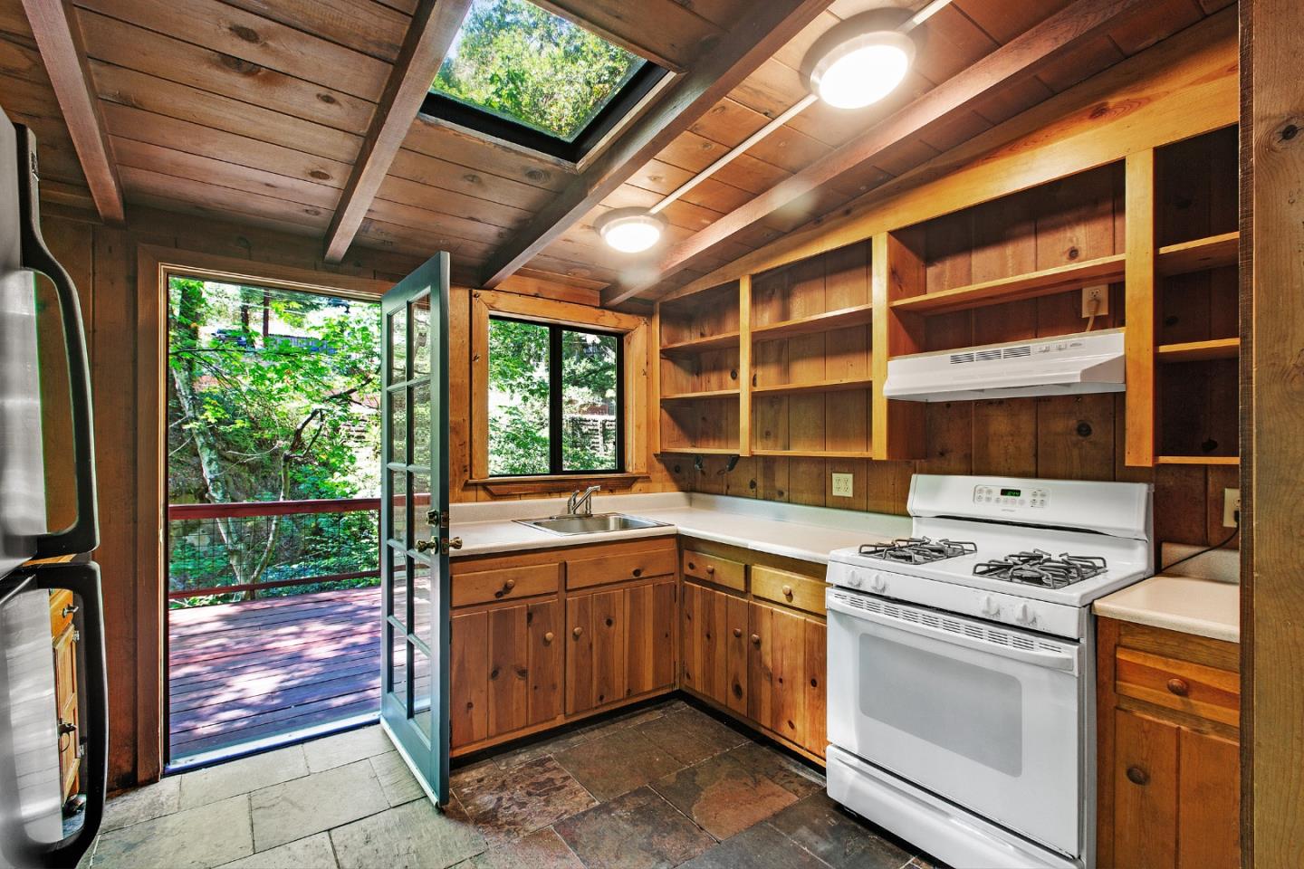 173 North Sequoia Road