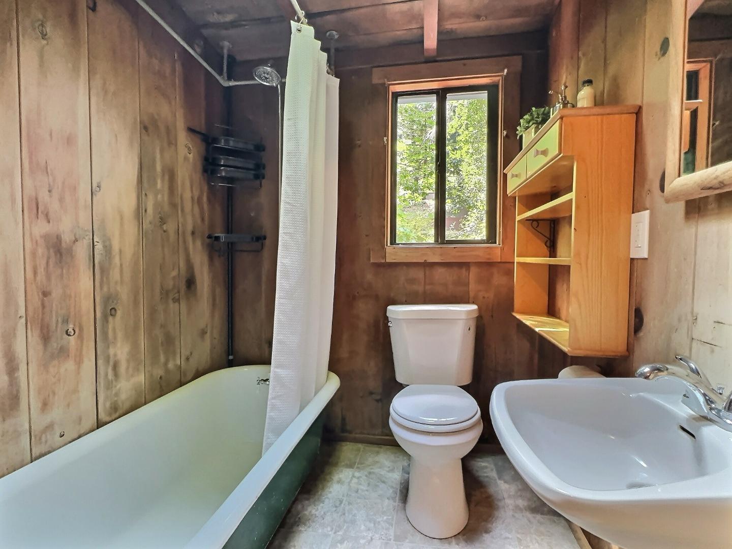 173 North Sequoia Road