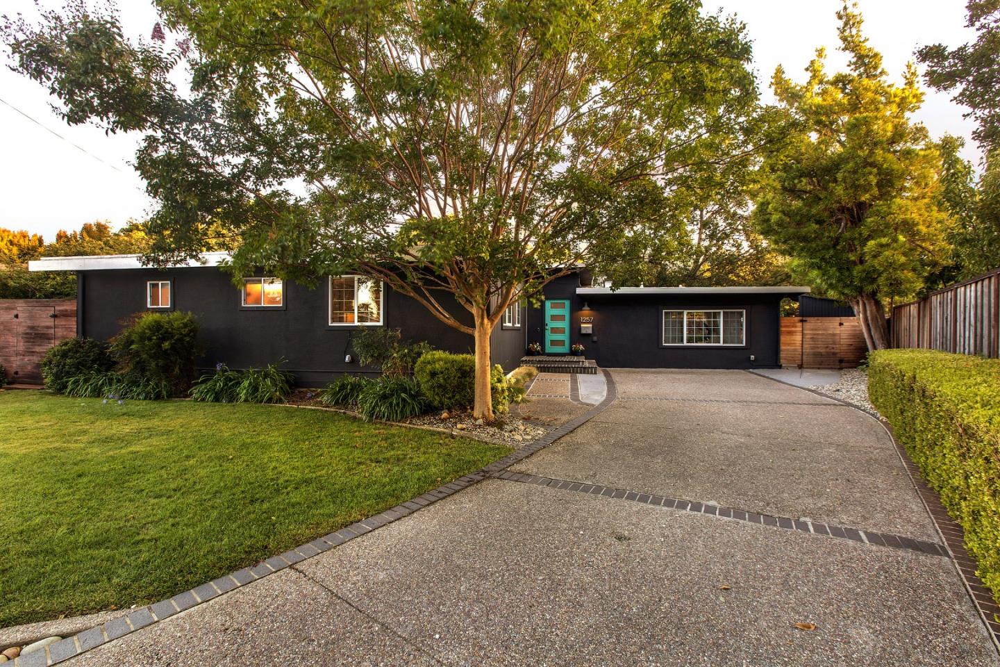1257 Gooseberry CT