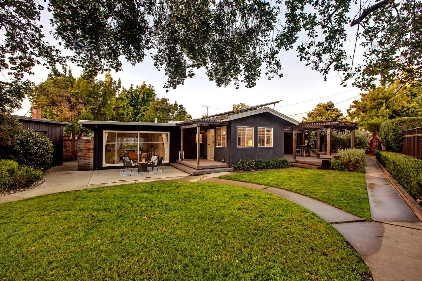 1257 Gooseberry CT