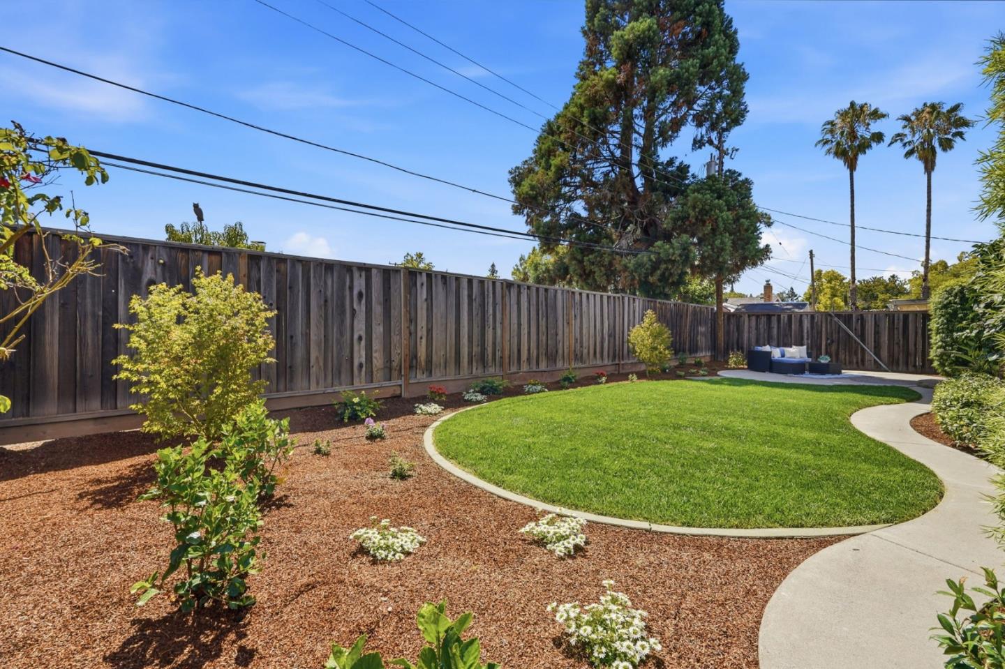 2114 La Miel WAY