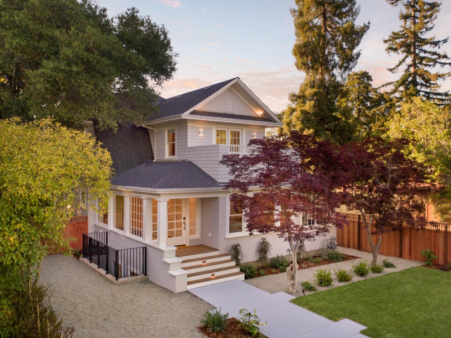 263 Churchill AVE