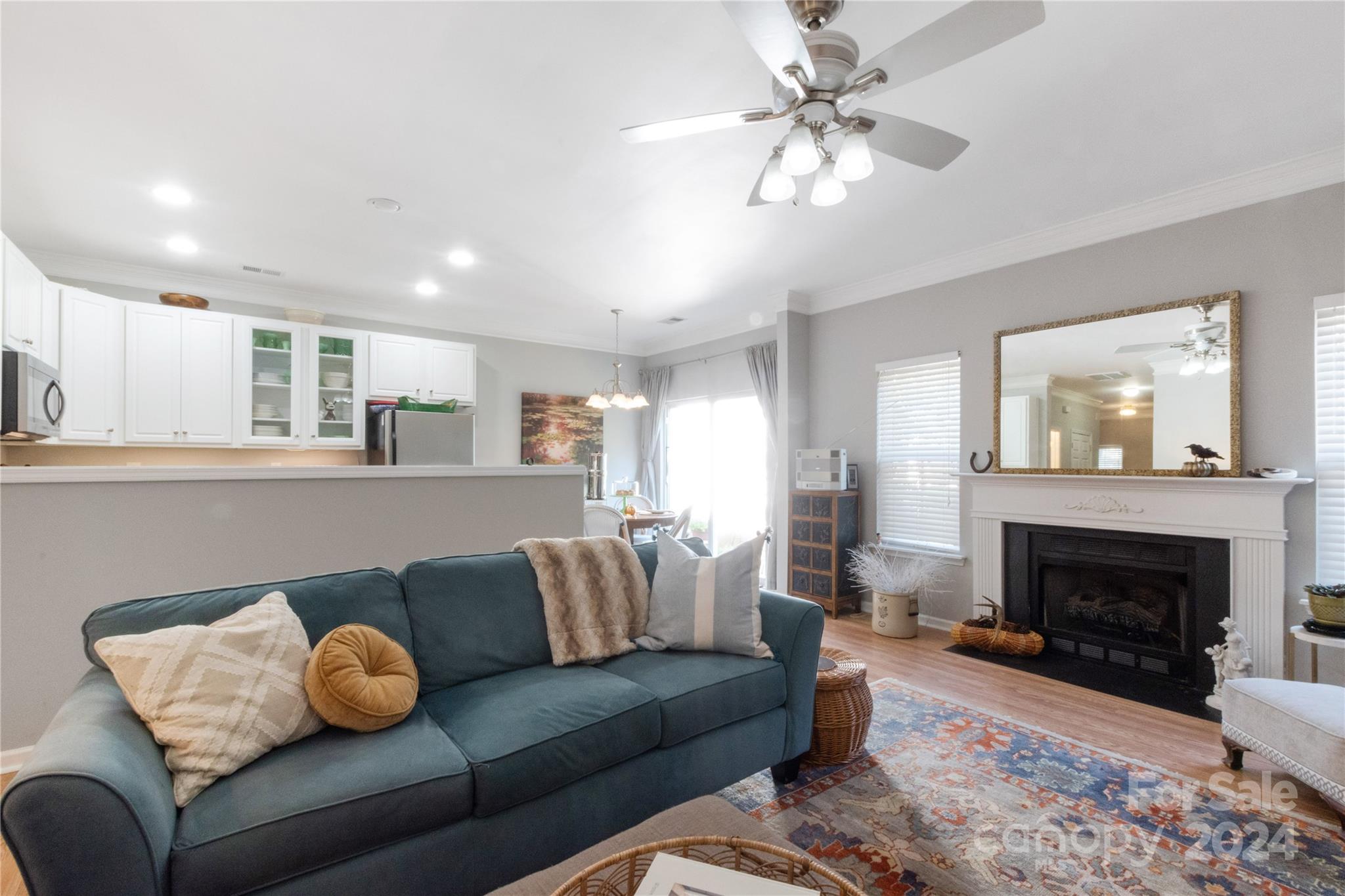 918 Little Creek Drive