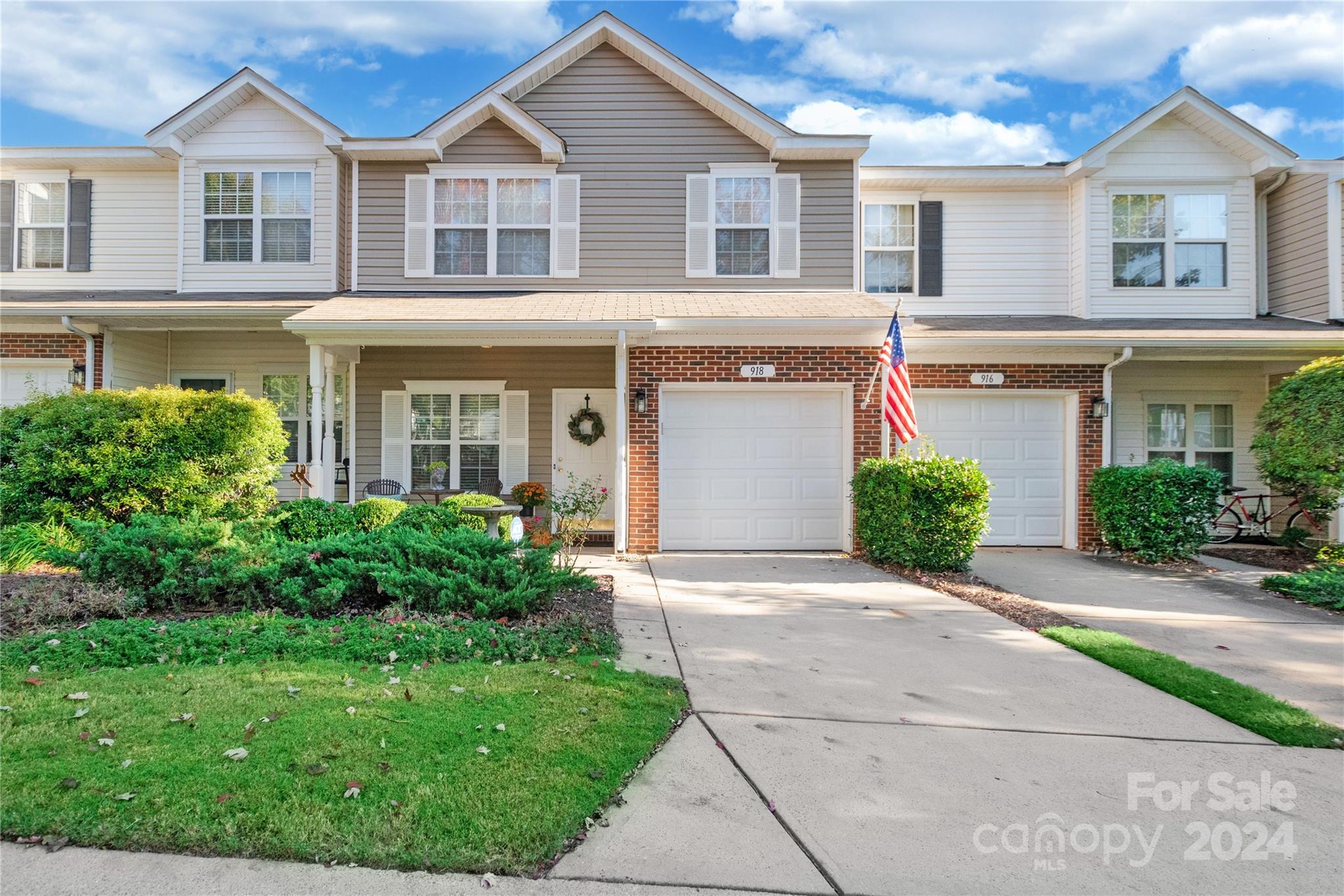 918 Little Creek Drive