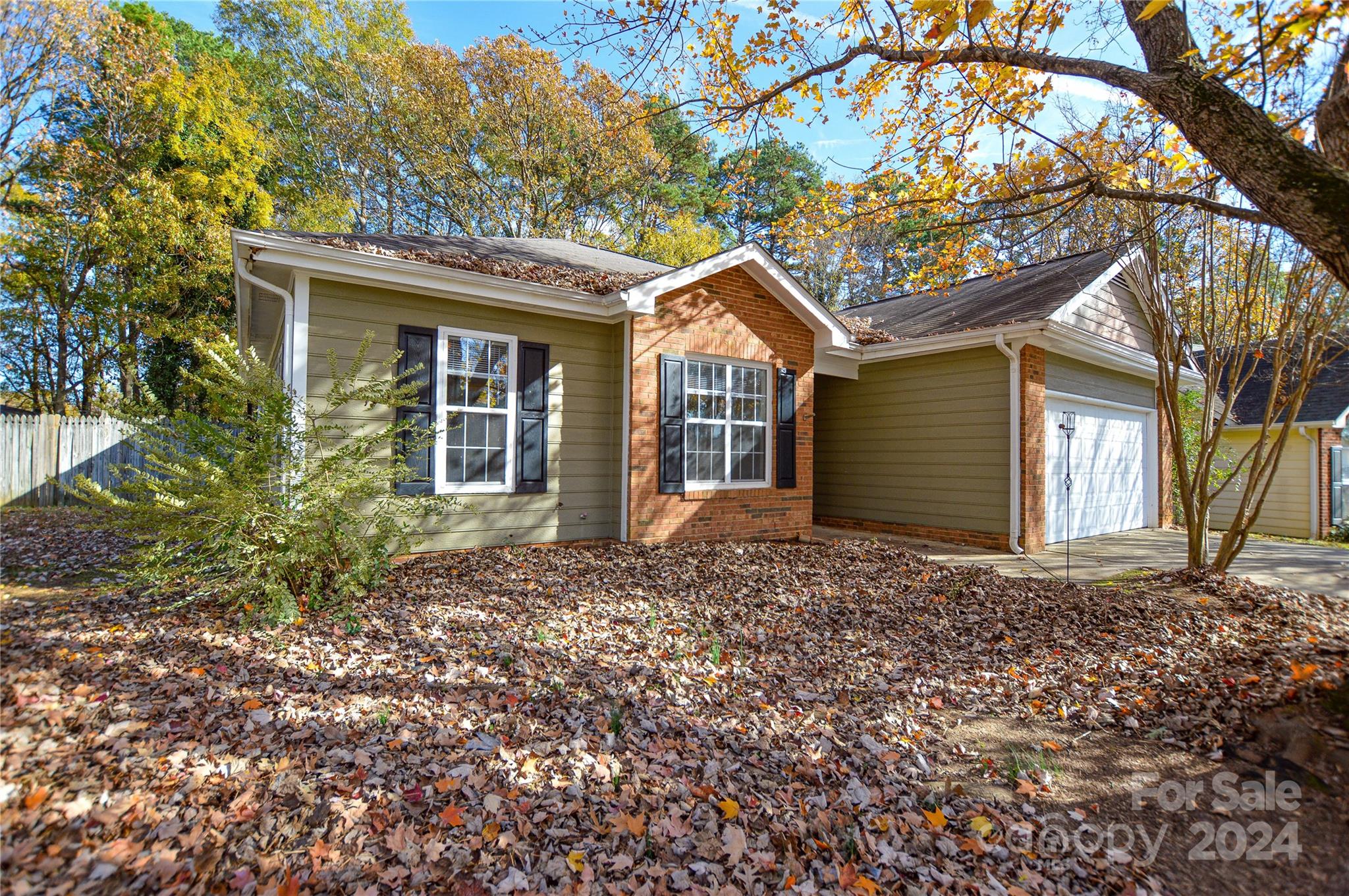 5900 White Cliffs Drive