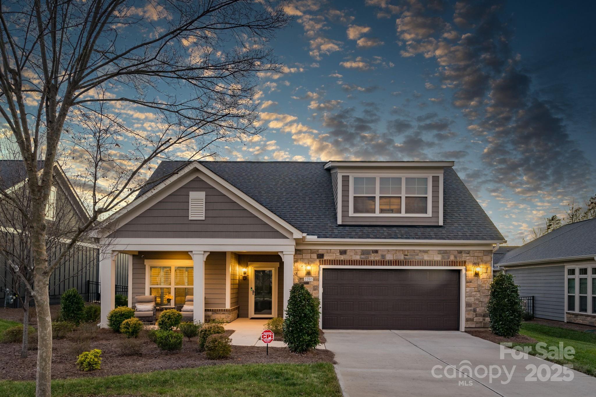 2205 Lincolnshire Lane