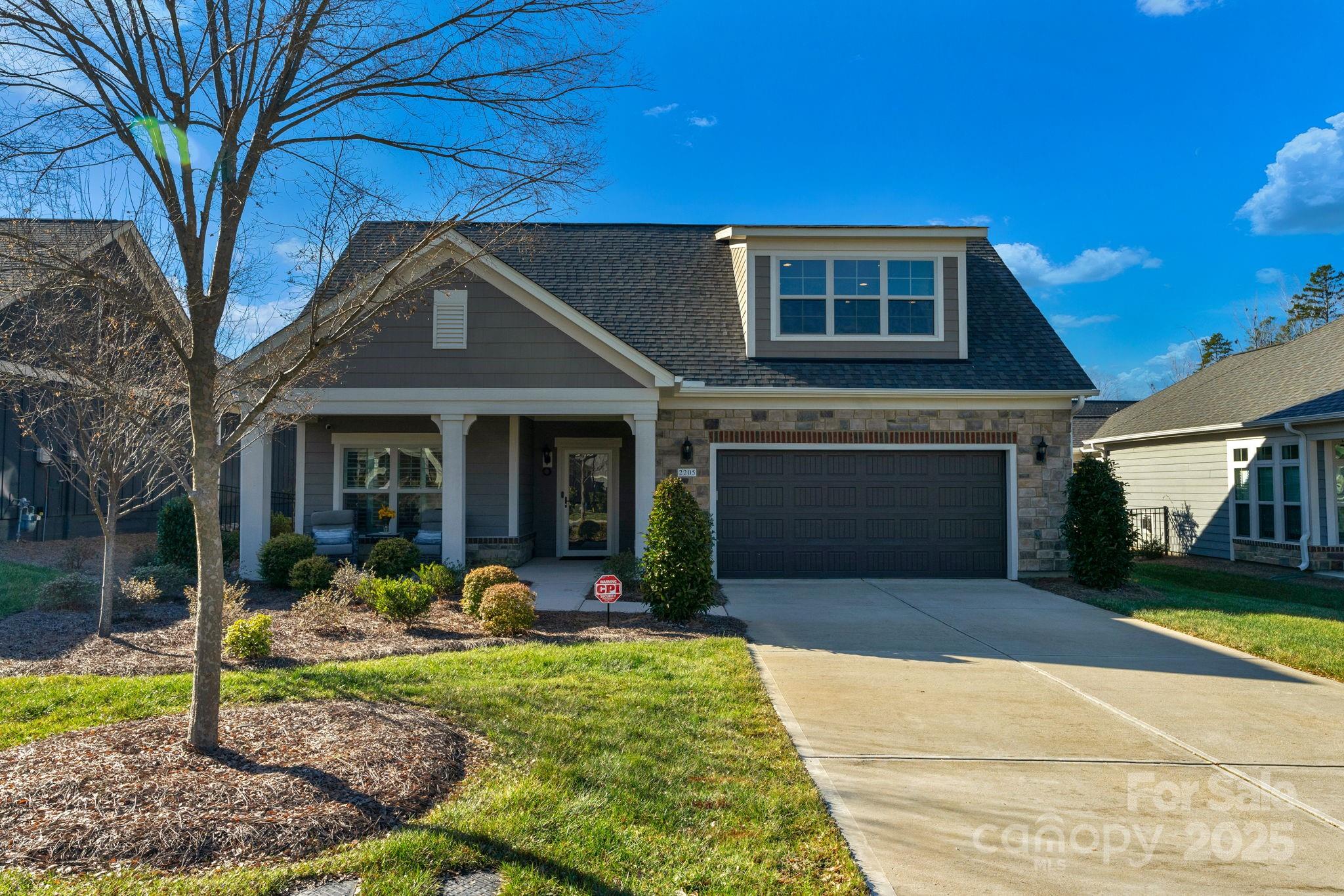 2205 Lincolnshire Lane