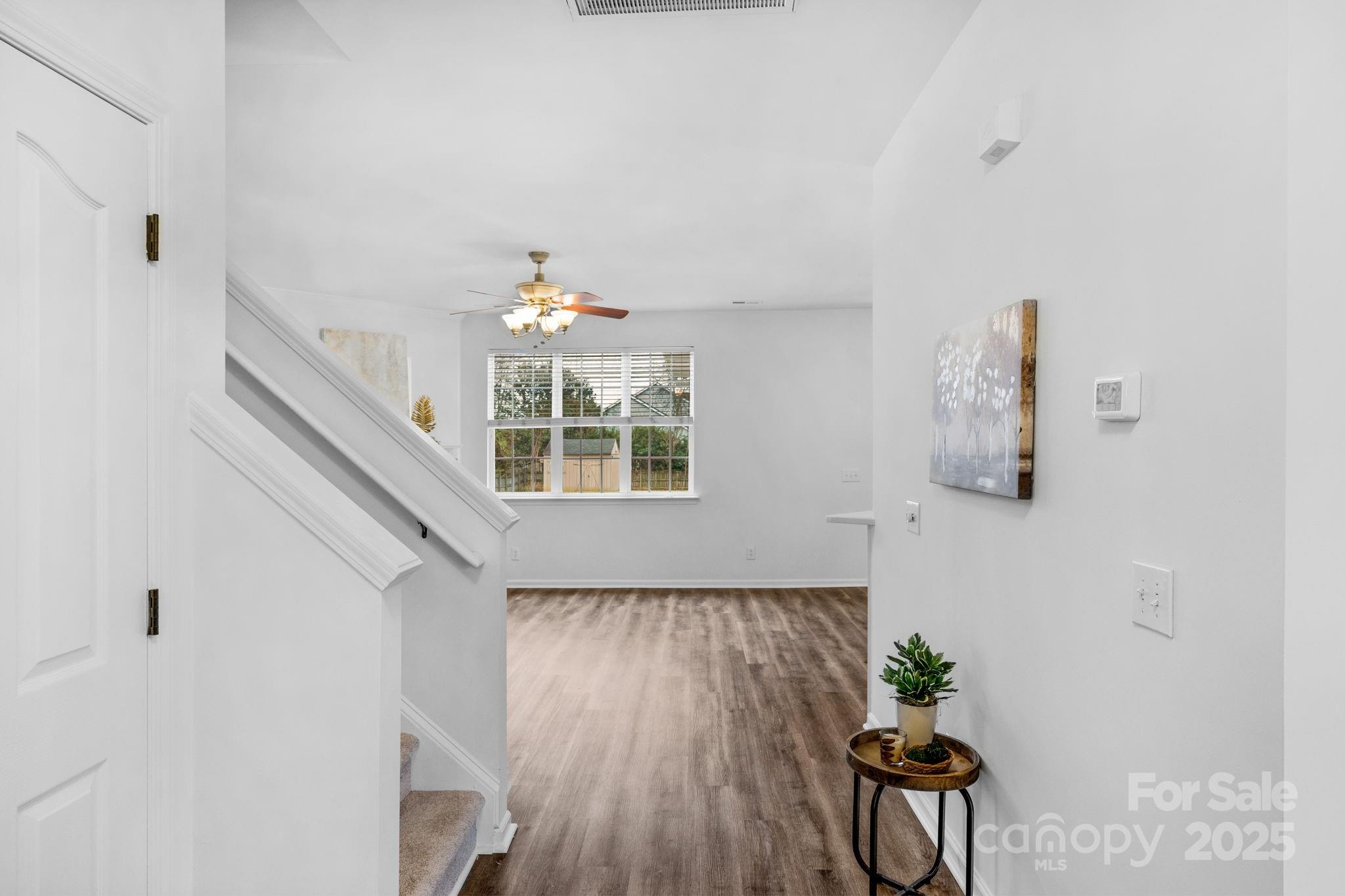 1124 Woodwinds Drive