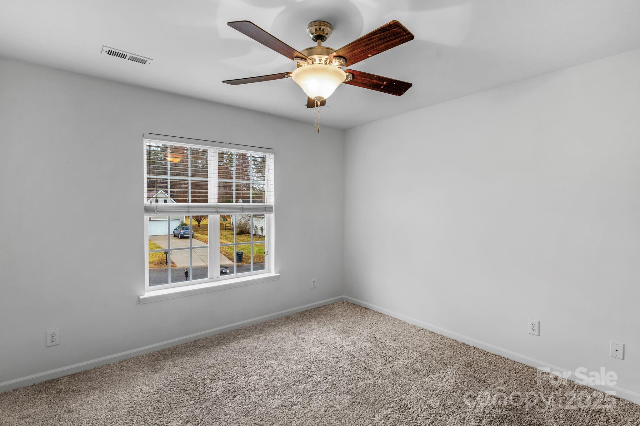 1124 Woodwinds Drive