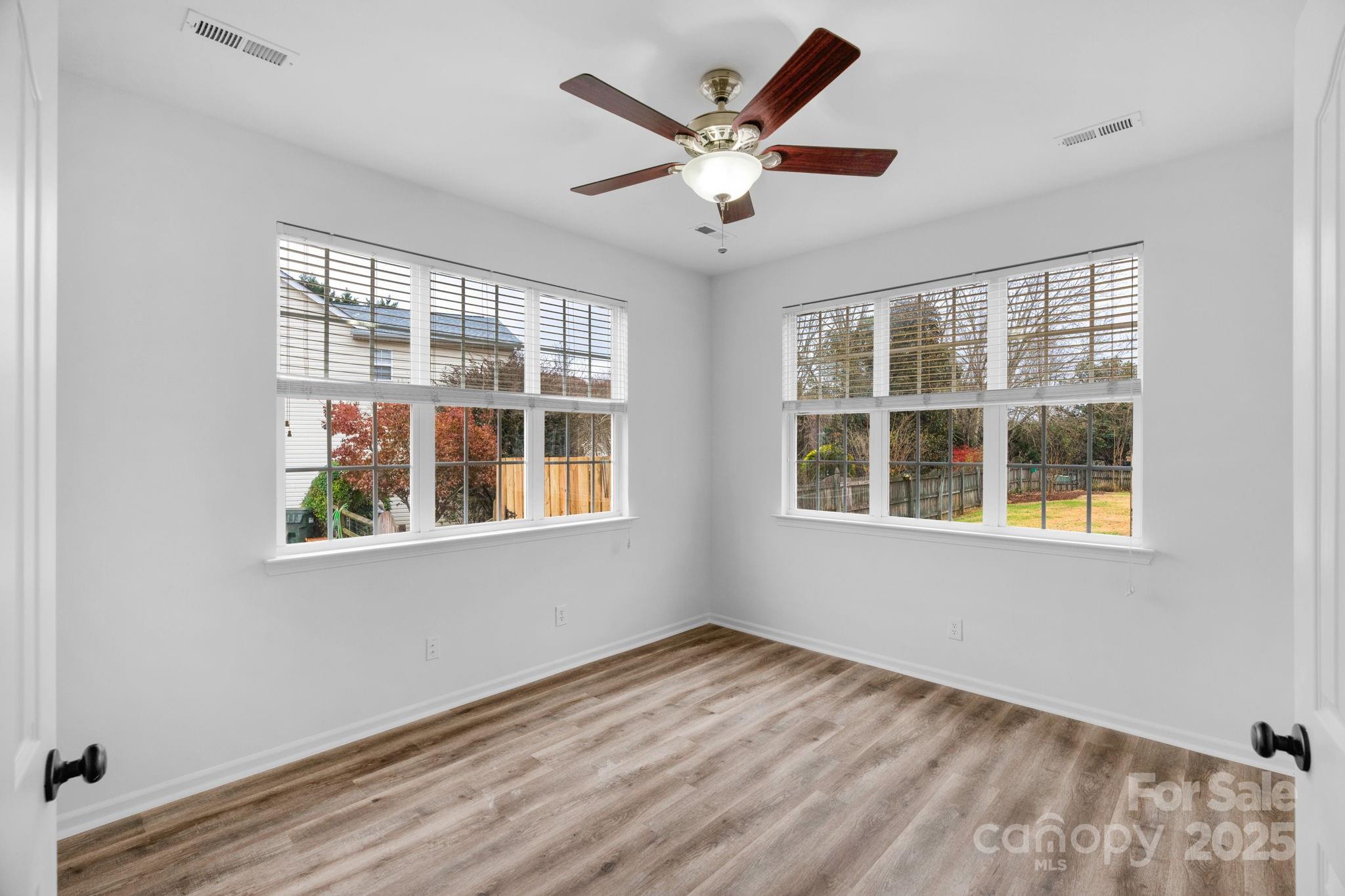 1124 Woodwinds Drive