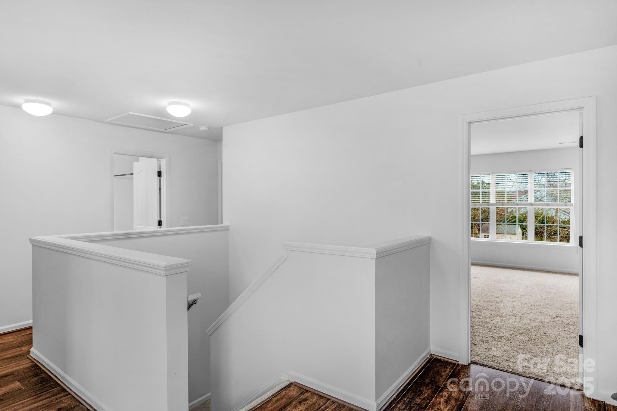 1124 Woodwinds Drive