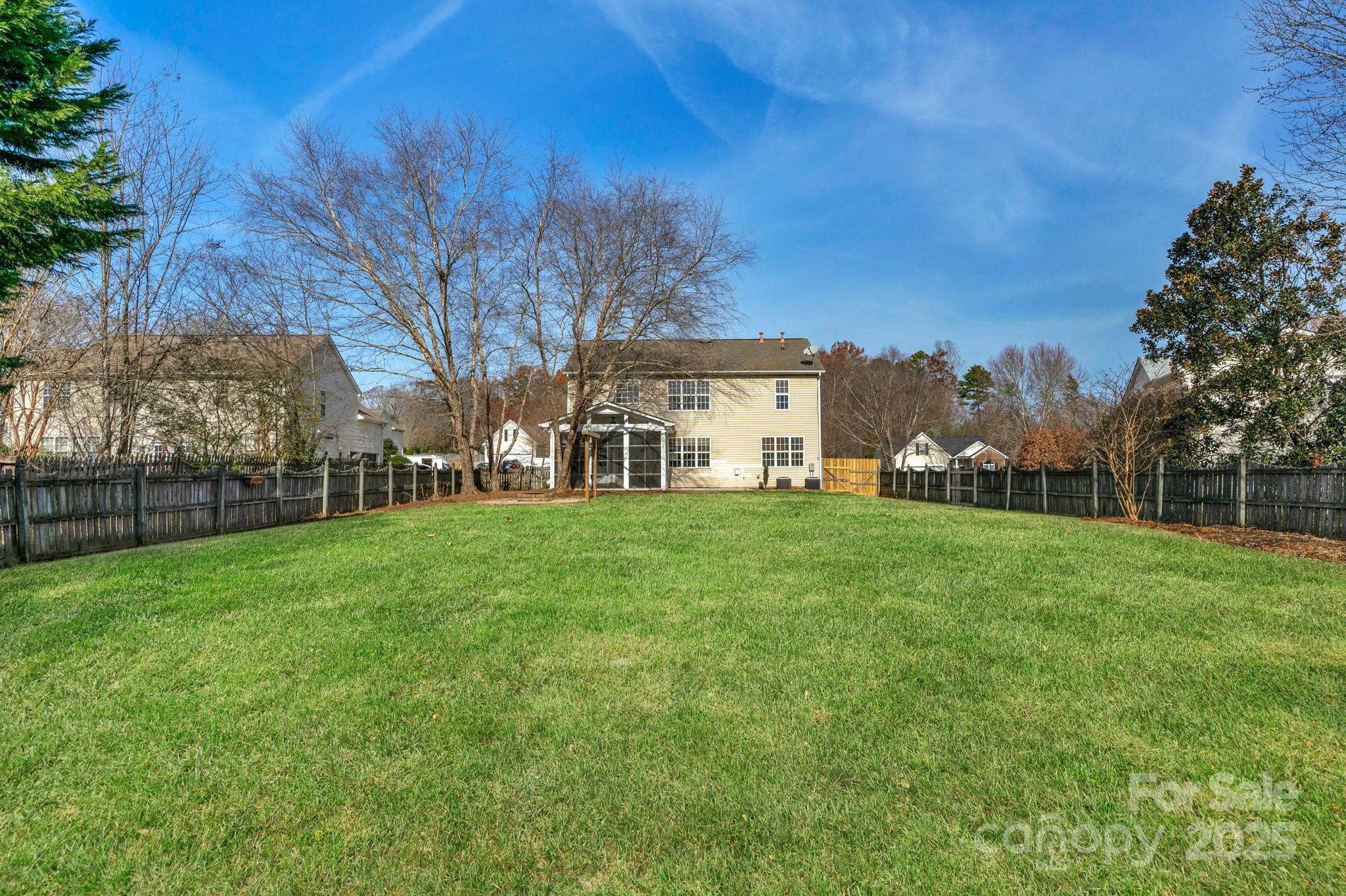 1124 Woodwinds Drive
