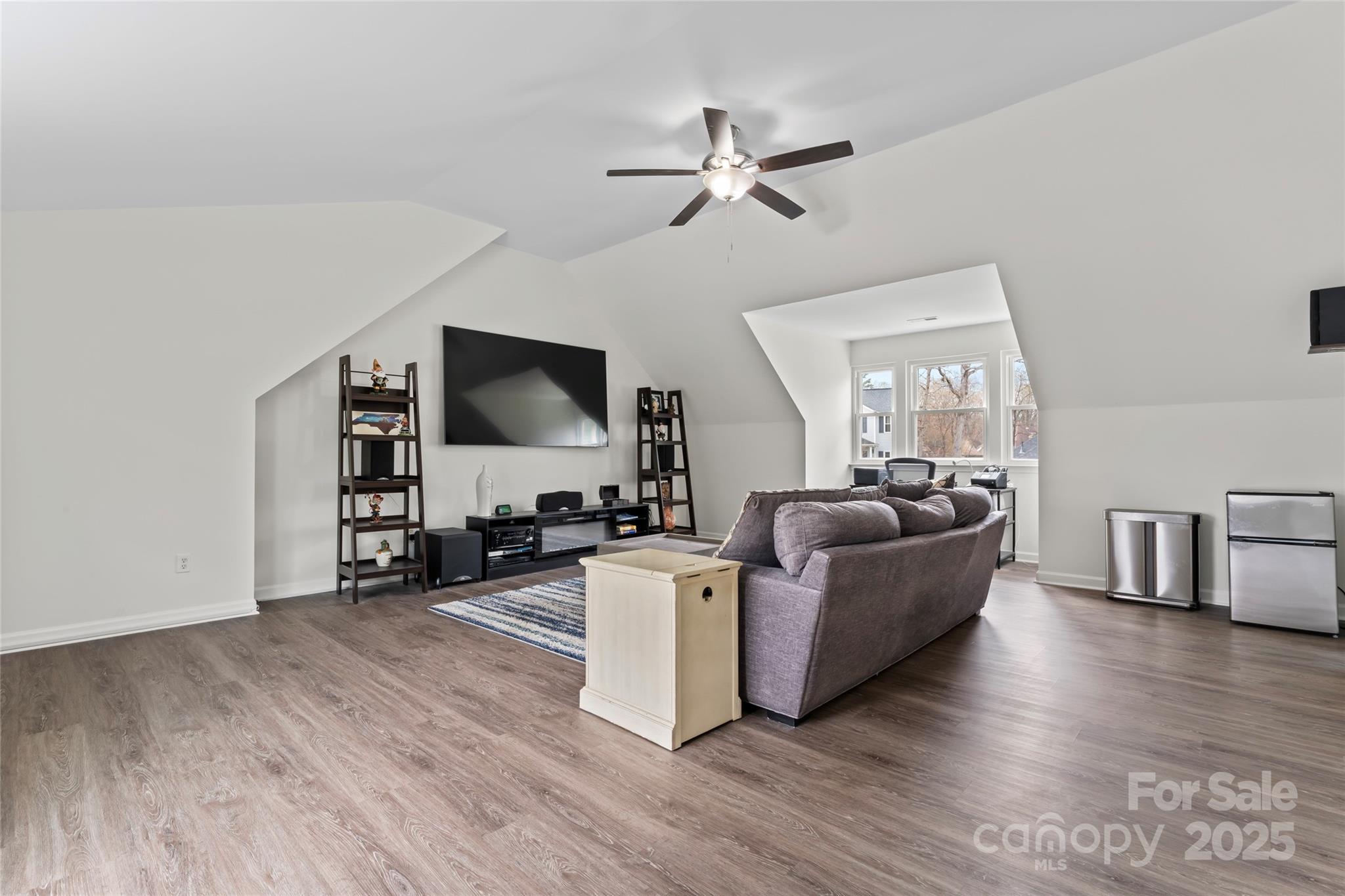 8511 Fox Tail Lane