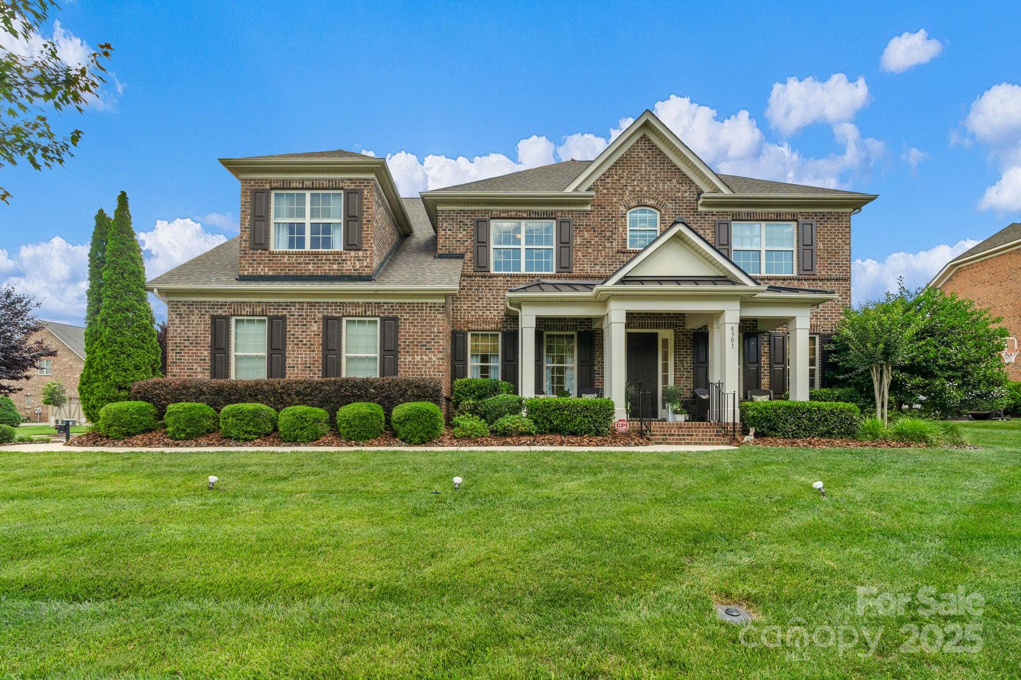 8301 Caesars Head Drive